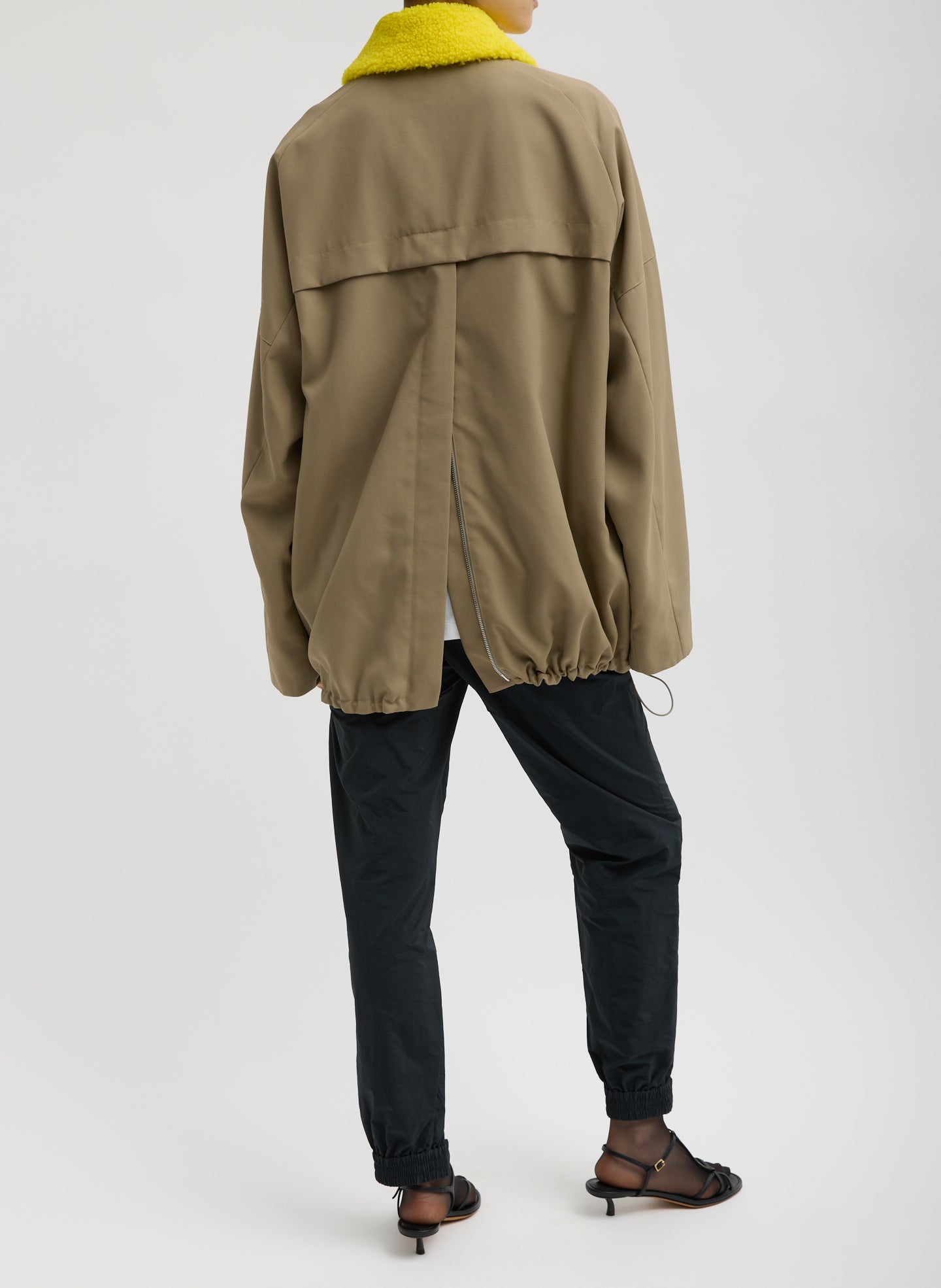 KHAKI-8