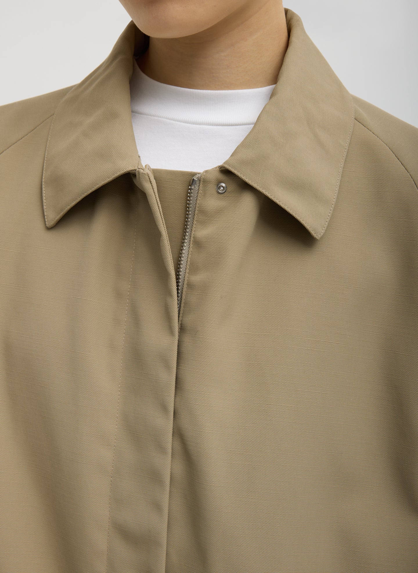 KHAKI-10