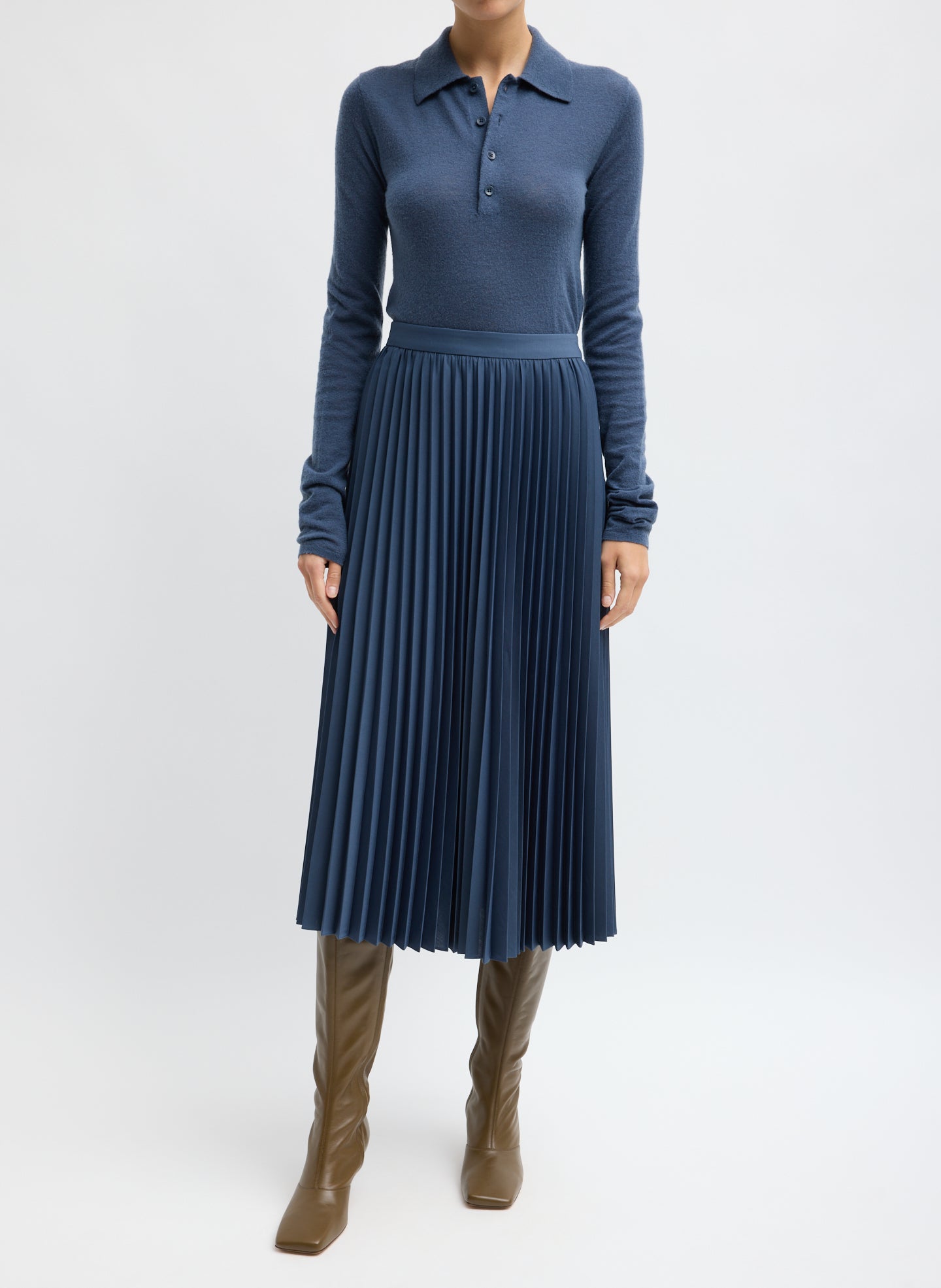Tropical Wool Pleating Sunray Skirt - Blue Fog Tropical Wool Pleating Sunray Skirt - front view on model