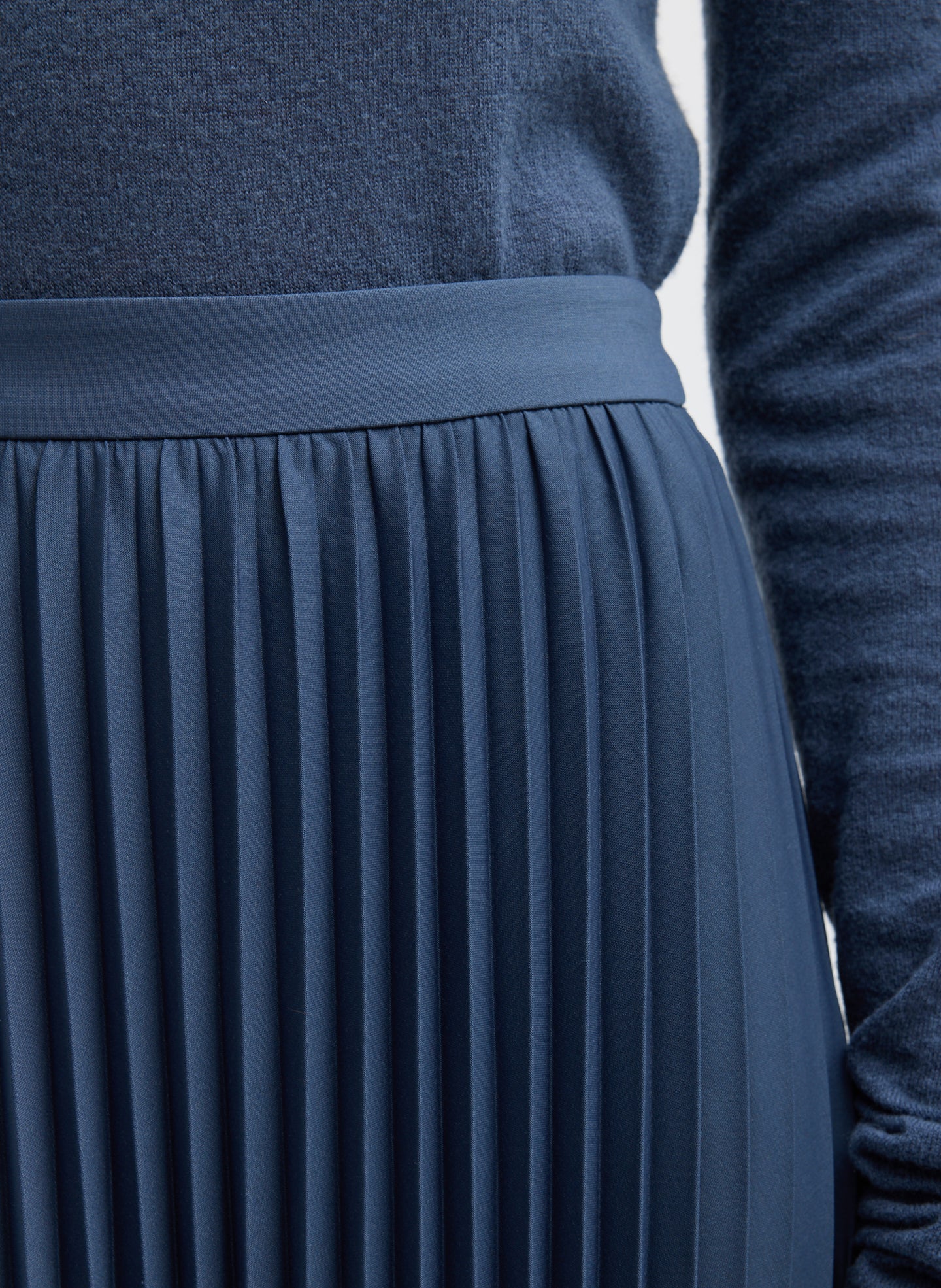 Blue Fog Tropical Wool Pleating Sunray Skirt - closeup of pleated detail