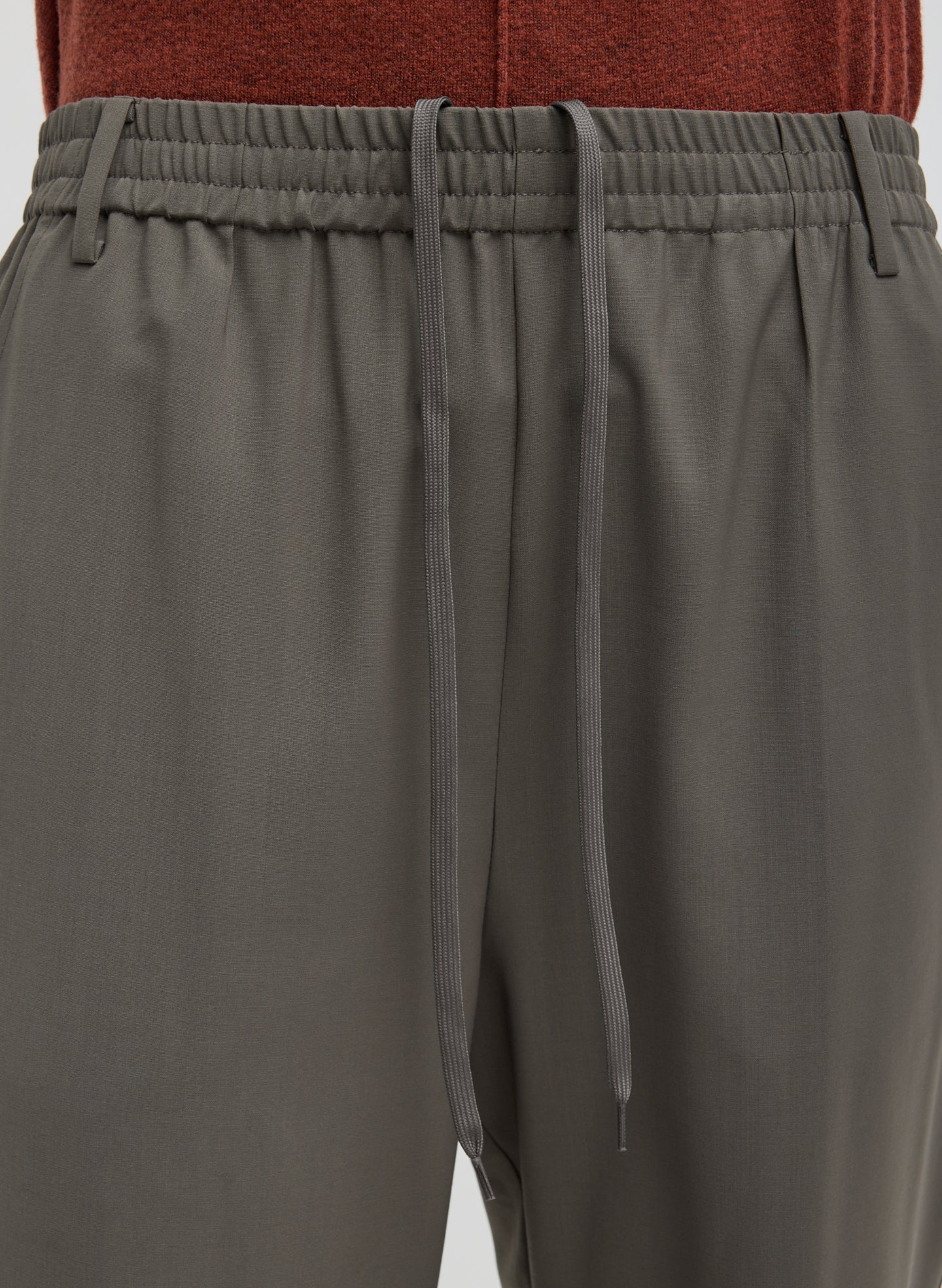 Dark Stone Grey Tropical Wool Charles Trouser - closeup of drawstring detail