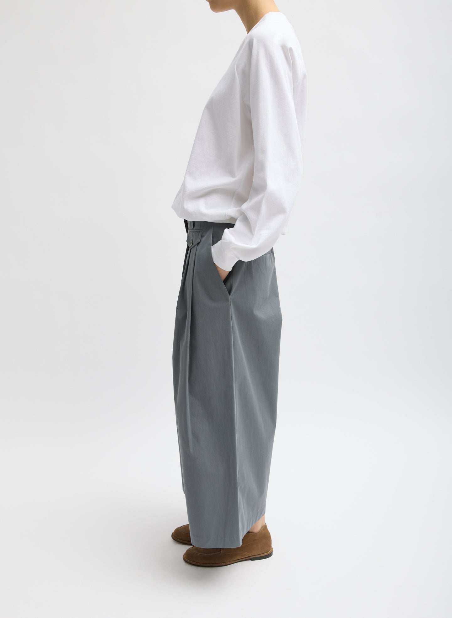 Grey Bio Twill Triple Pleat Cropped Pant - wide leg, side view on model