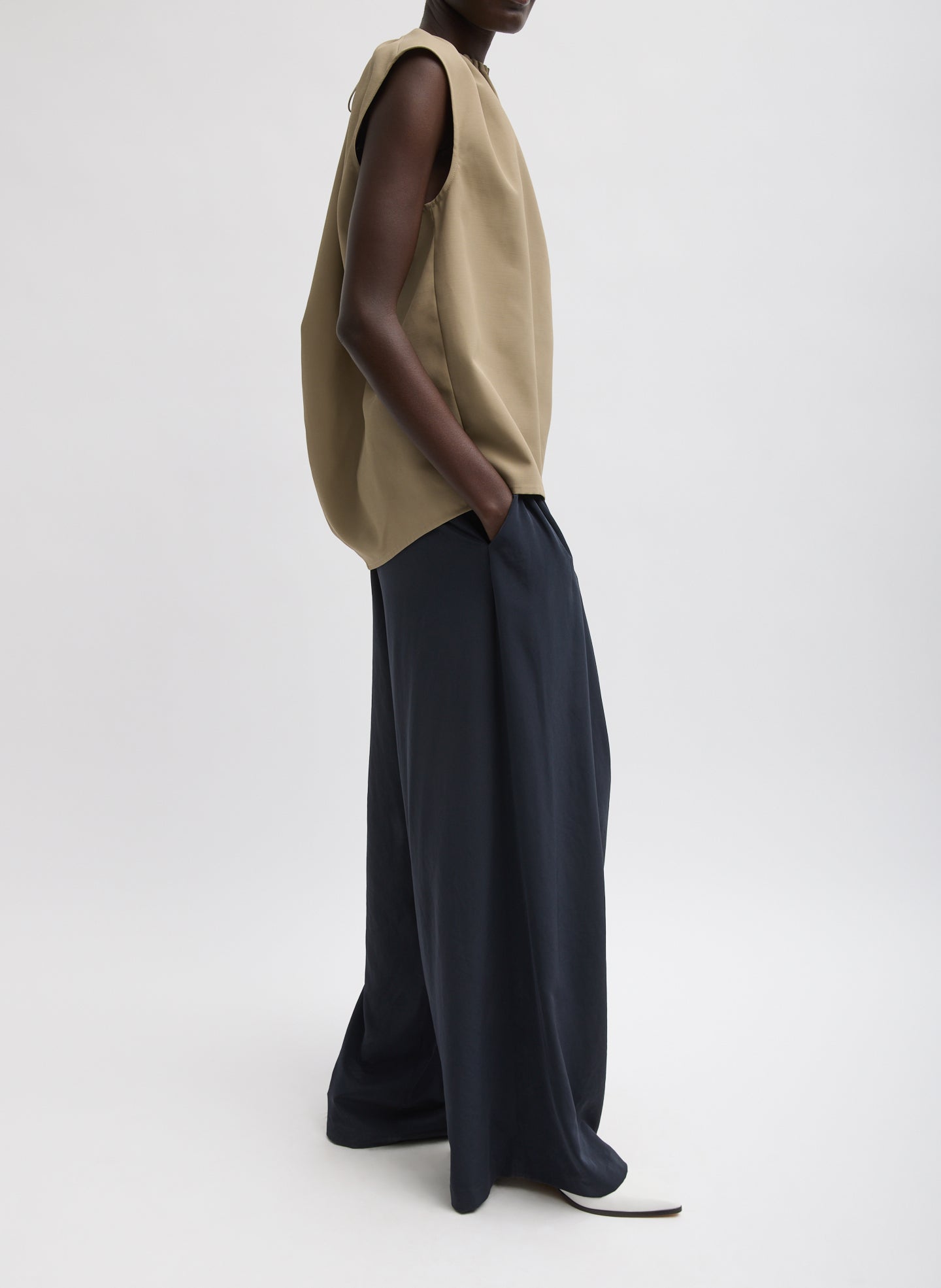 KHAKI-3