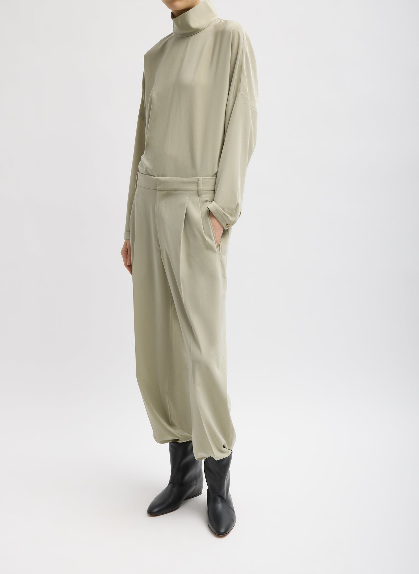 Moss Grey Relaxed Suiting Derrick Men's Trouser - pleated, side view on model