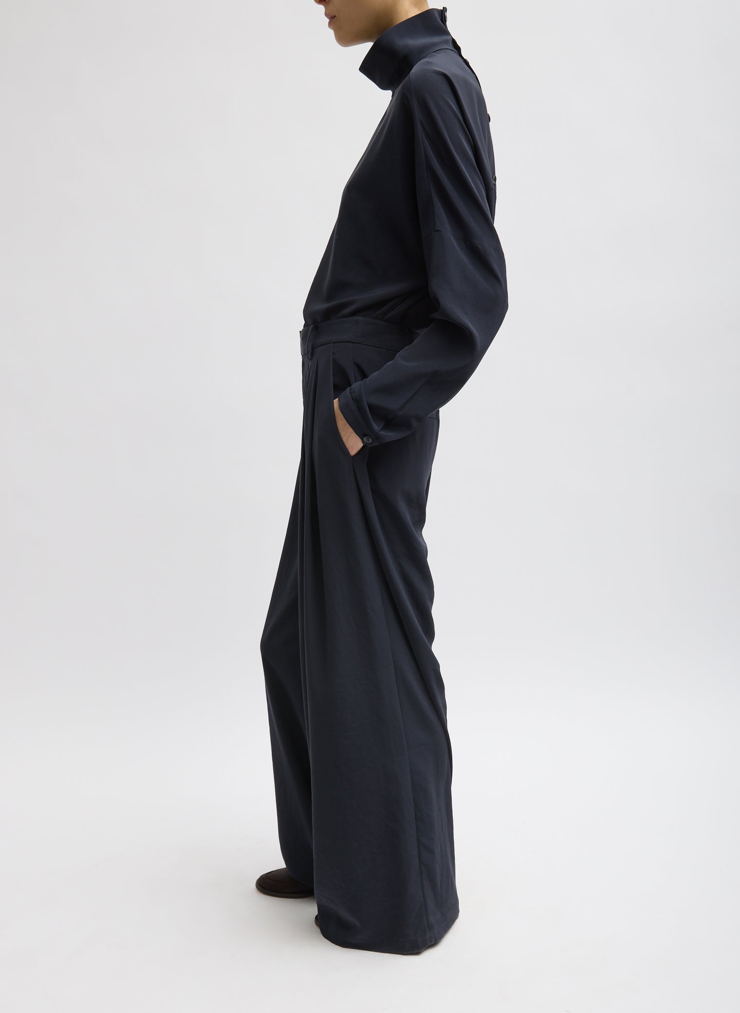 Navy Relaxed Suiting Triple Pleat Pant - pleated, wide leg side view on model