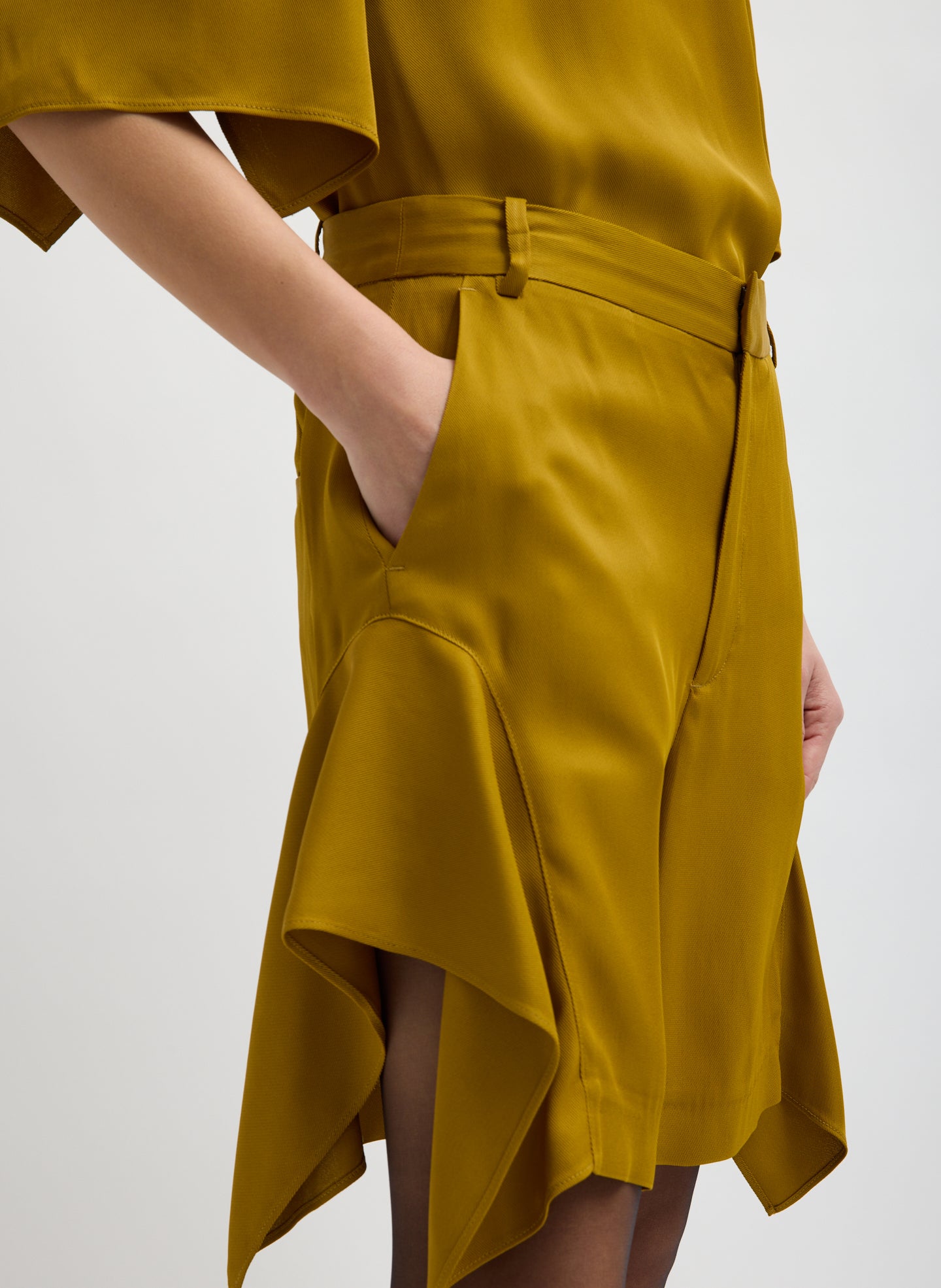 Mustard Eco Acetate Viscose Side Drape Short - closeup of side pocket detail