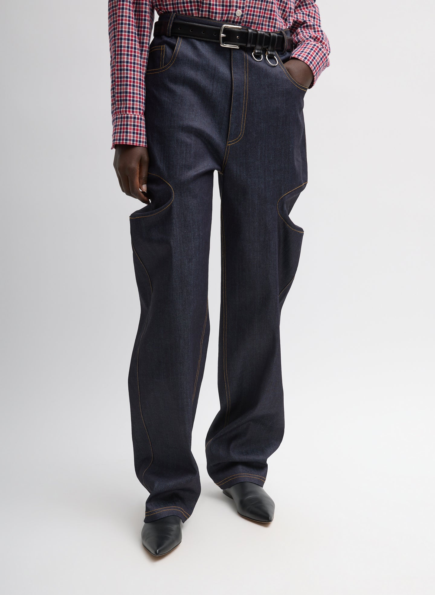 Indigo Denim Ernest Jean - gusset, front view on model