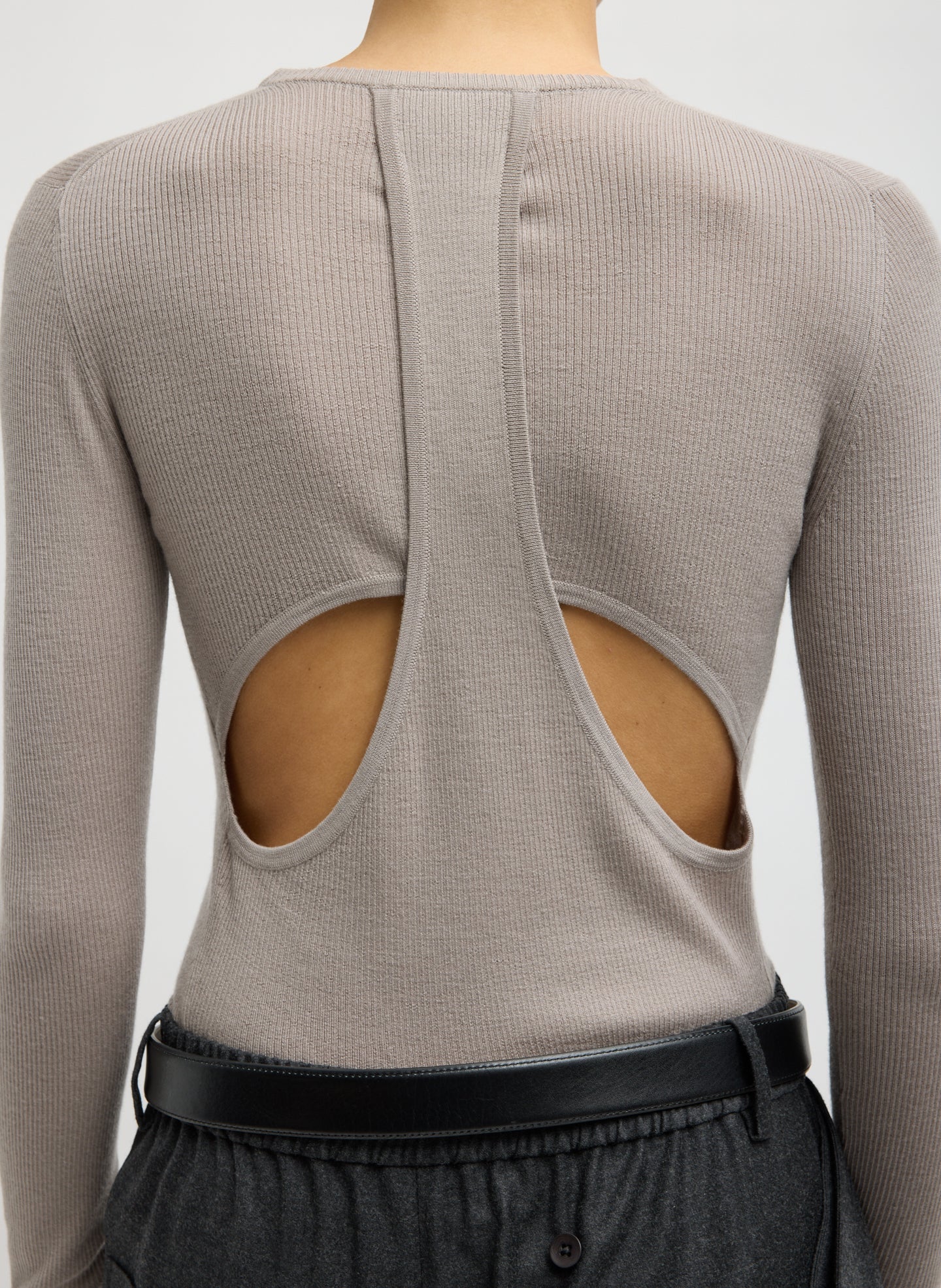 Clay Feather Weight Long Sleeve Top - closeup of cutout detail at back