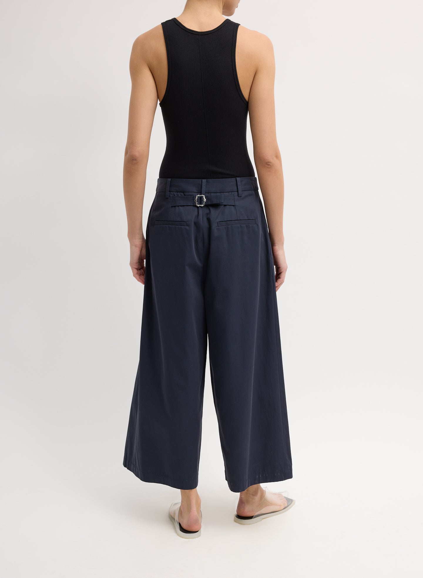 Bio Twill Triple Pleat Cropped Pant