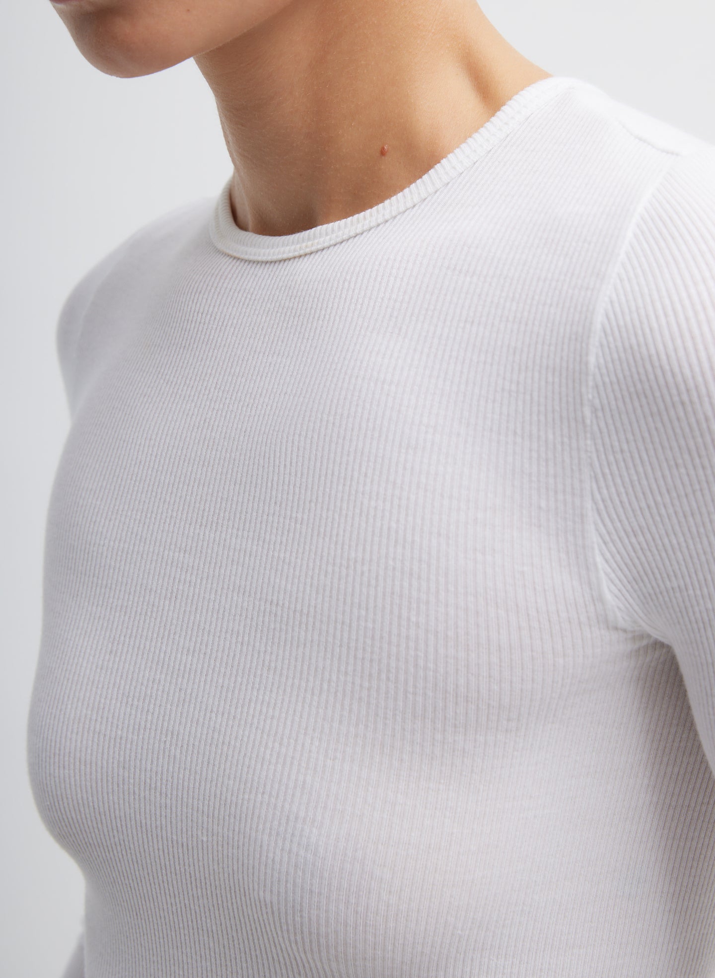 White Circular Ribbed Crewneck Pullover T-Shirt - closeup of ribbed details and neckline