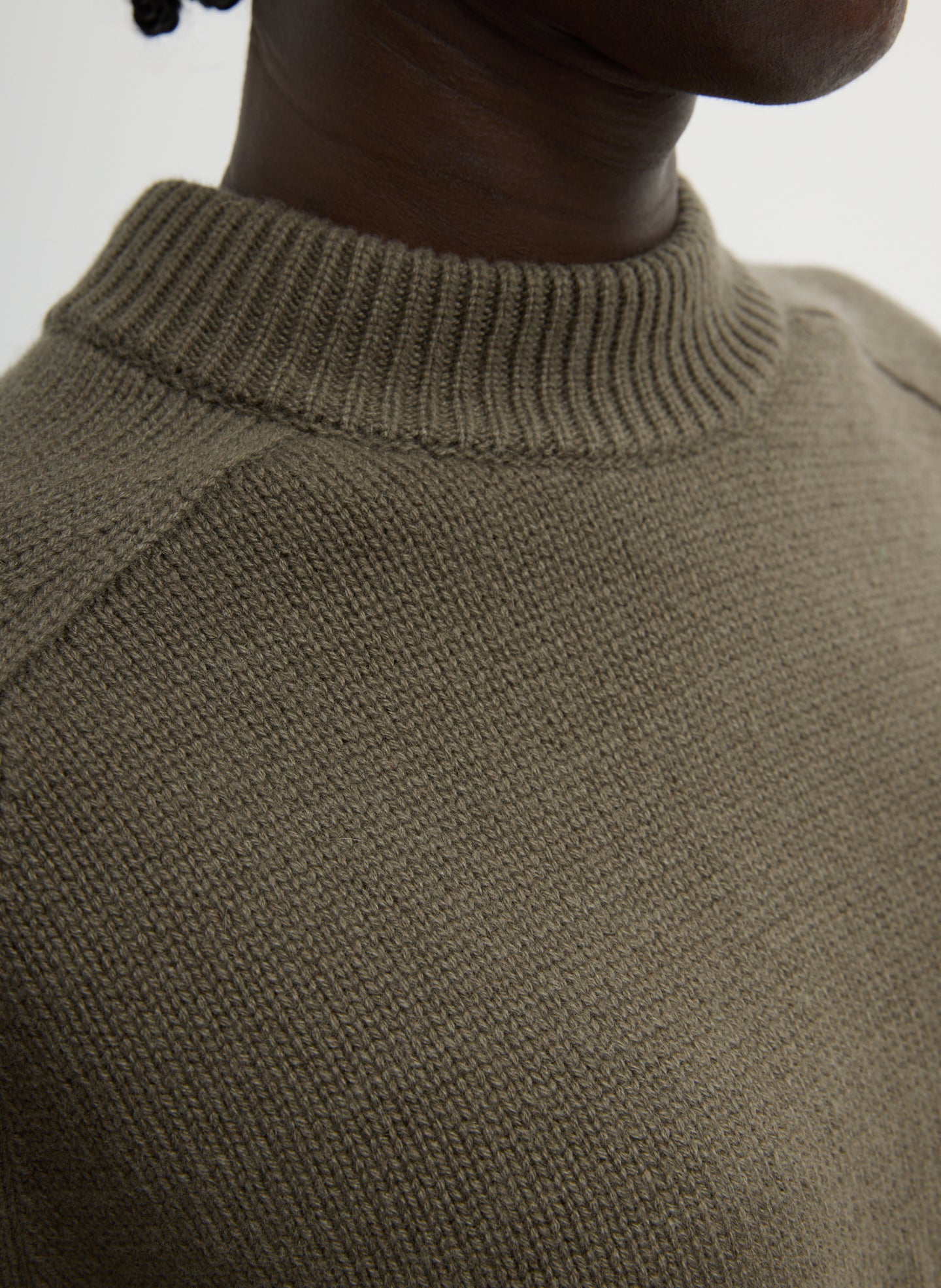 Dark Hazelnut Green Cashmere Crewneck Oversized Pullover Sweater - closeup of ribbed neckline