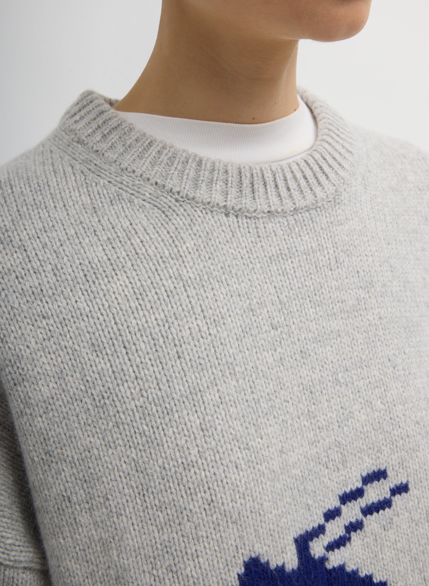 Heather Grey Multi Soft Wool Ski Easy Pullover Crewneck Sweater - closeup of neckline