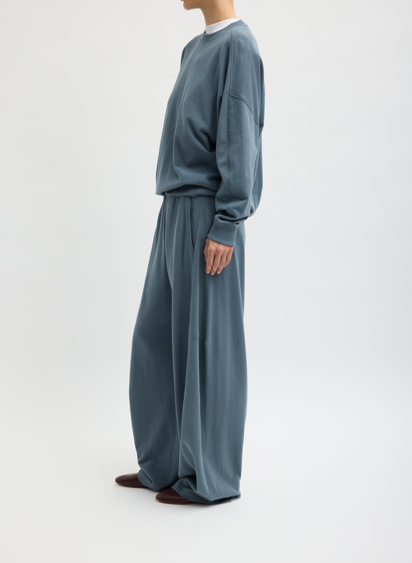 Blue Grey Light Weight Sweatshirting Winslow Pant - barrel leg sweatpant, side view on model