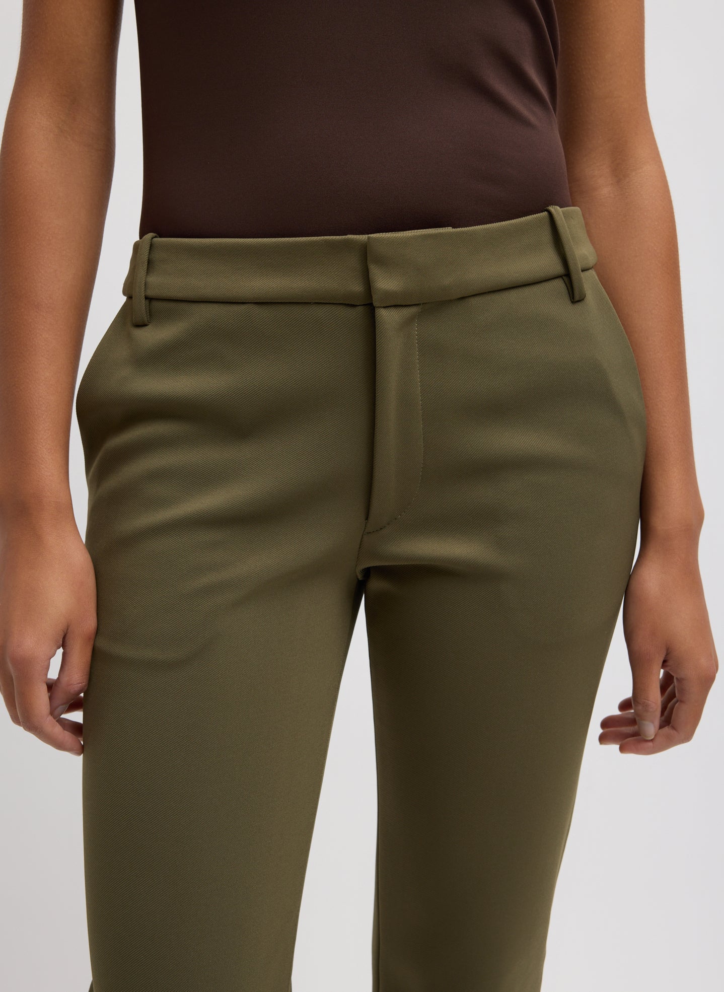 Nori Green Spring Bonded Twill Elfie Trouser With Slits - closeup of waistband