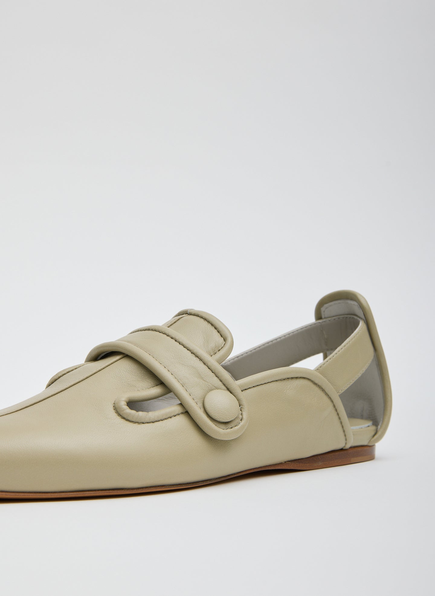 Dusty Pale Green Cozy Rudolph Flat - closeup