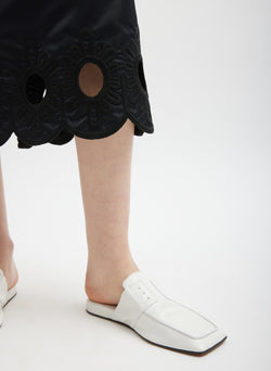 Daisy Embroidered Nylon Skirt Black-4