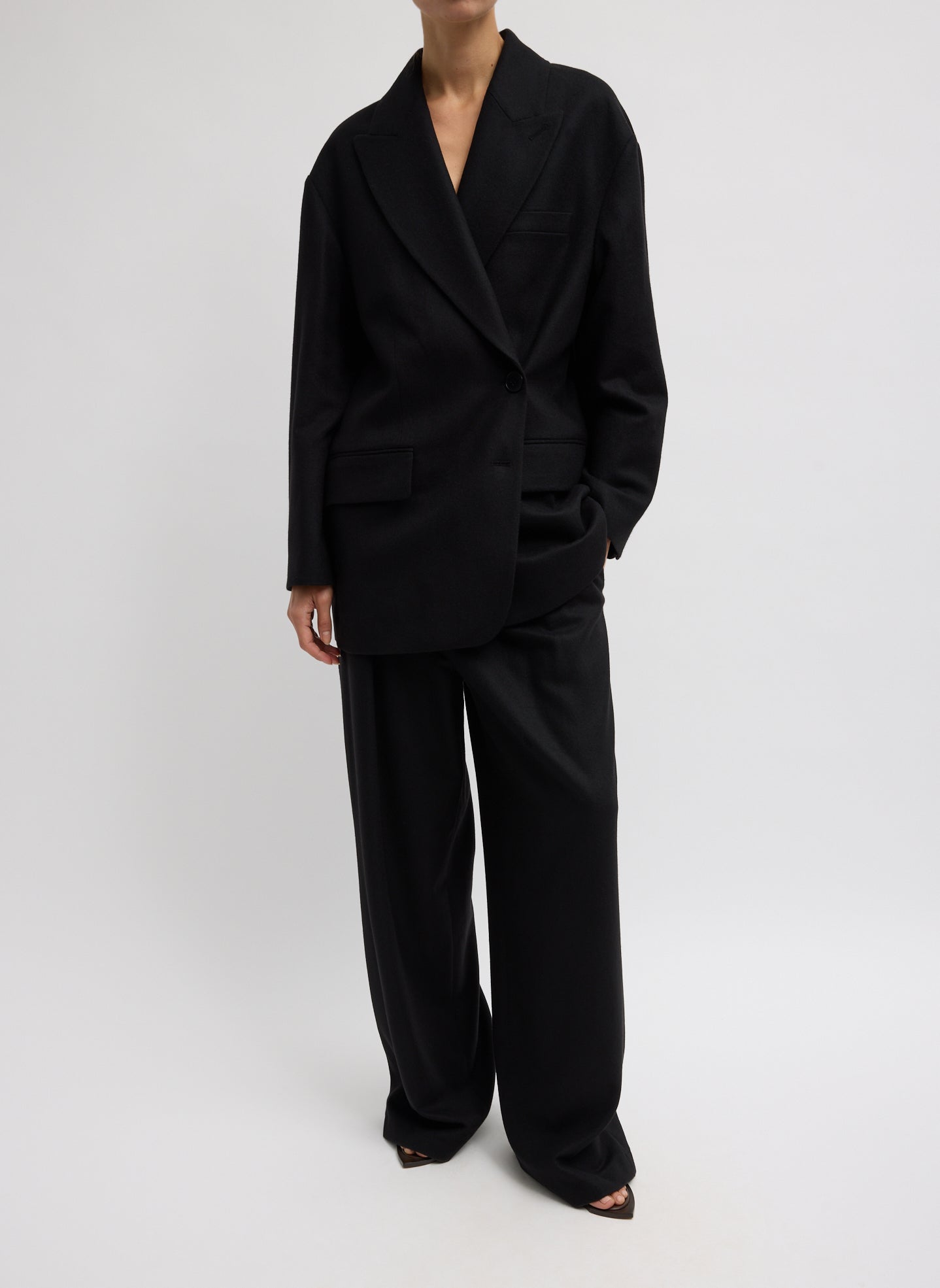 Black Cashmere Suiting Liam Blazer - oversized double-breasted blazer, front view on model