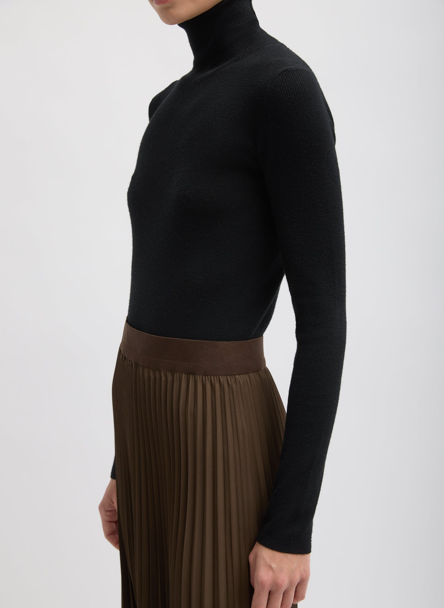 BLACK-4