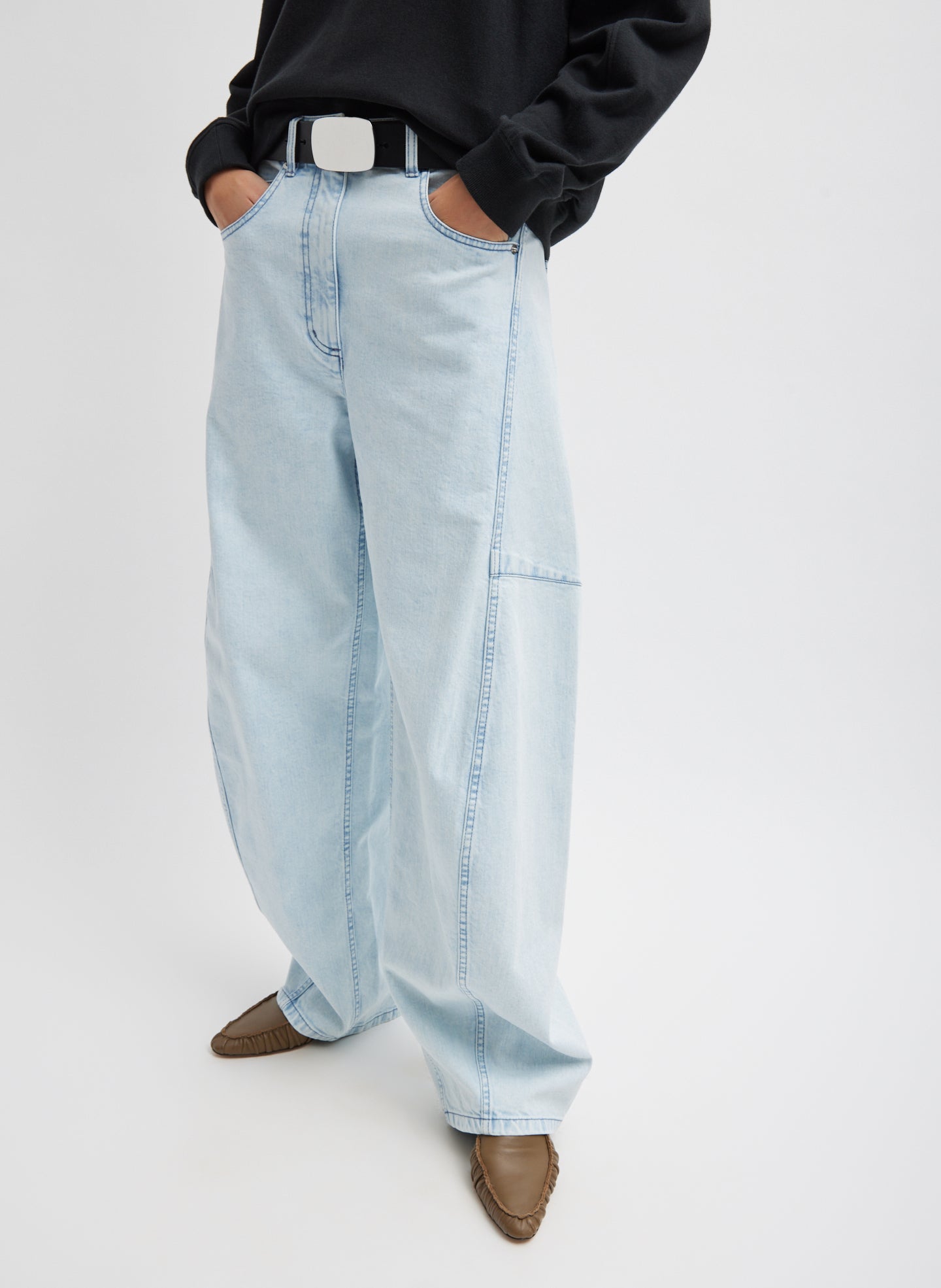 Bleached Denim Light Wash Sid Jean - barrel leg, front view on model
