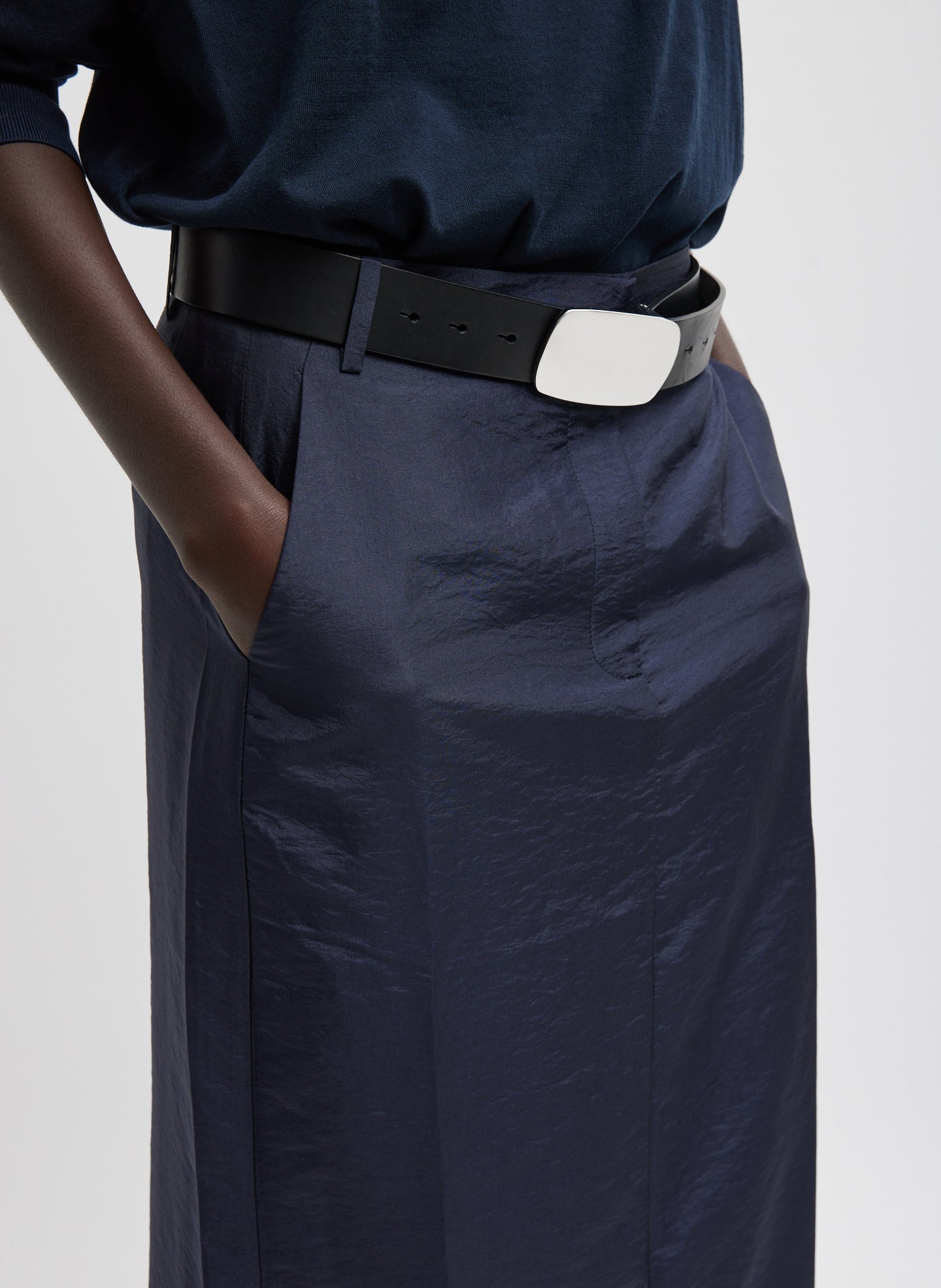 Navy Crispy Nylon Maxi Skirt - closeup of side pocket detail