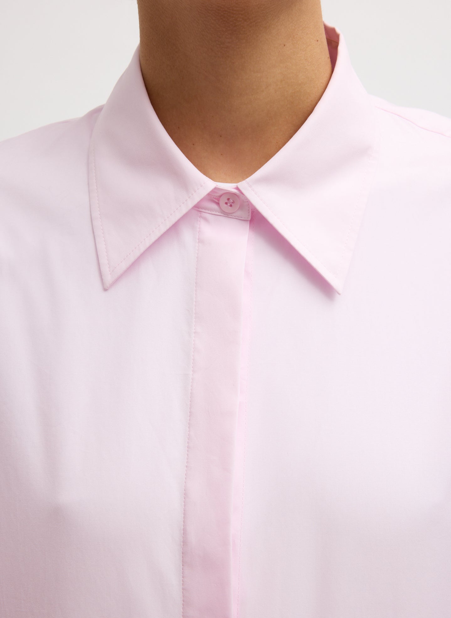 Pink Gabe Oversized Shirt - closeup of collar detail