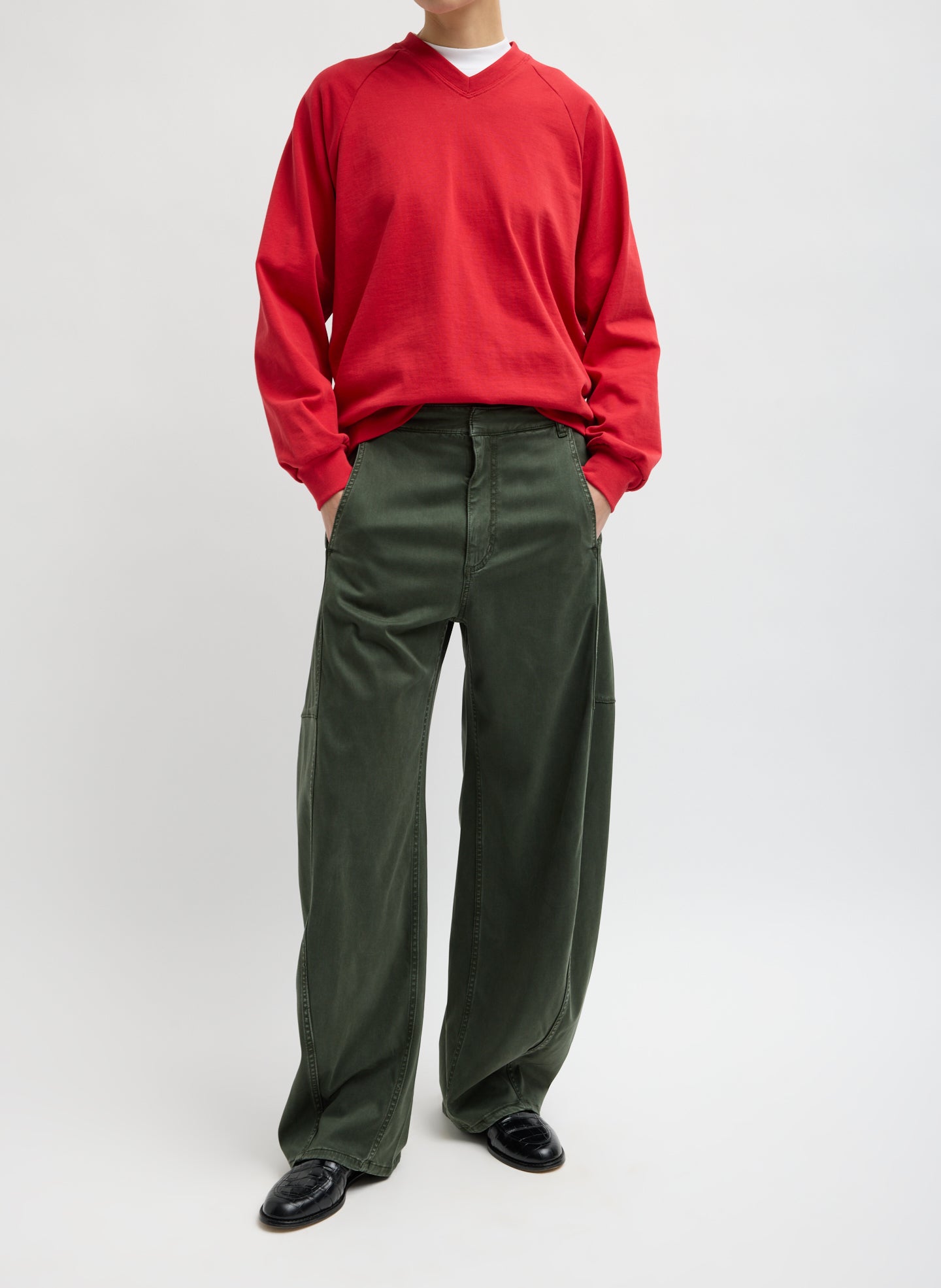 Red Perfect T-Shirt Vintage Sweatshirt - full look, front view on model