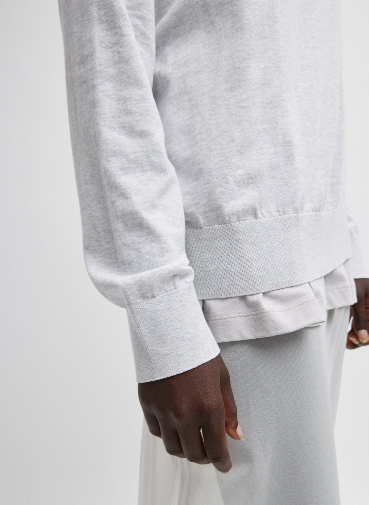 Light Heather Grey Super Fine Gauge Perfect Men's Pullover - closeup of sleeve and hem details