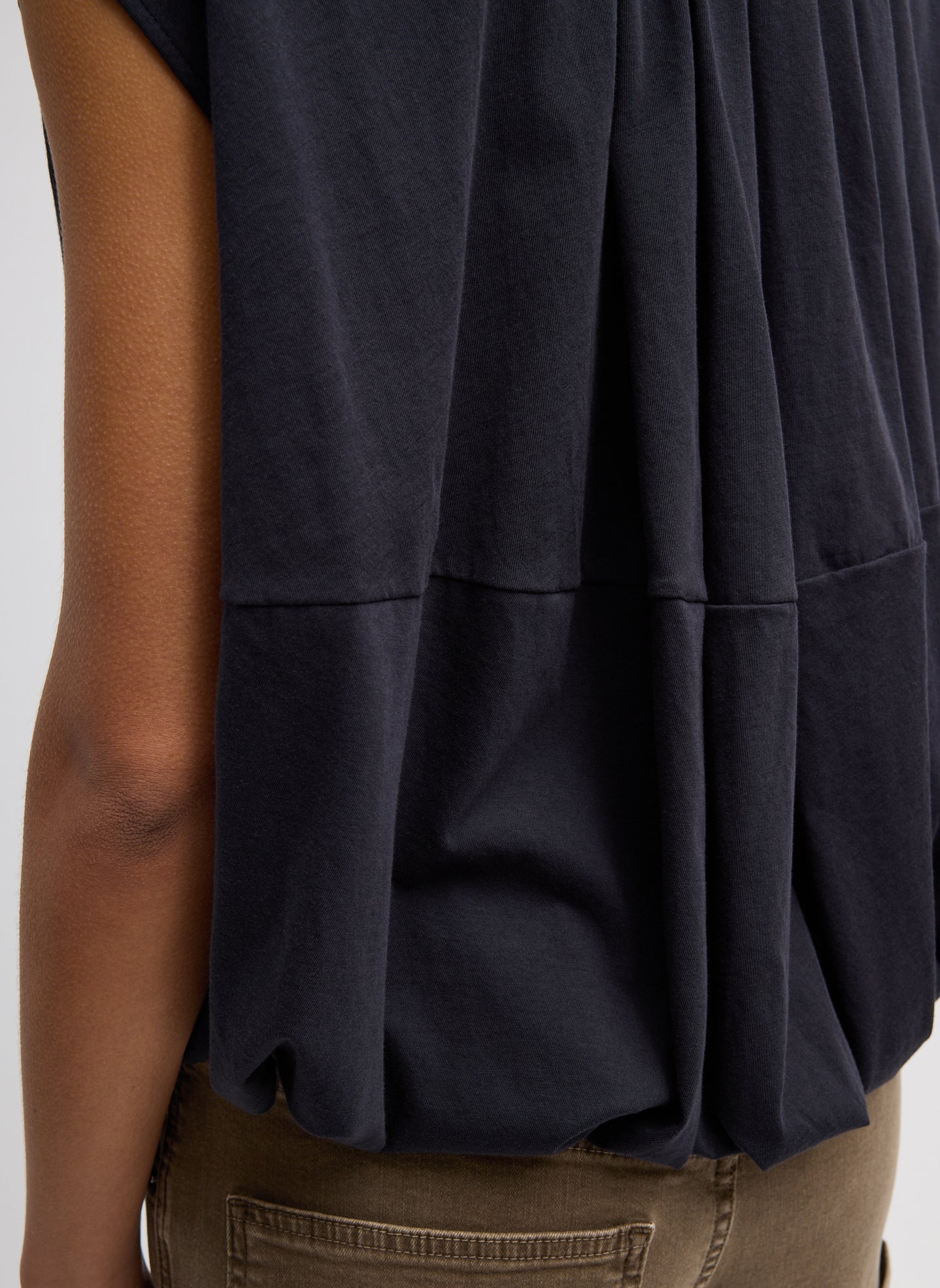 Dark Navy T-Shirt Program Shirred Neck Sleeveless Top - closeup of back seam detail