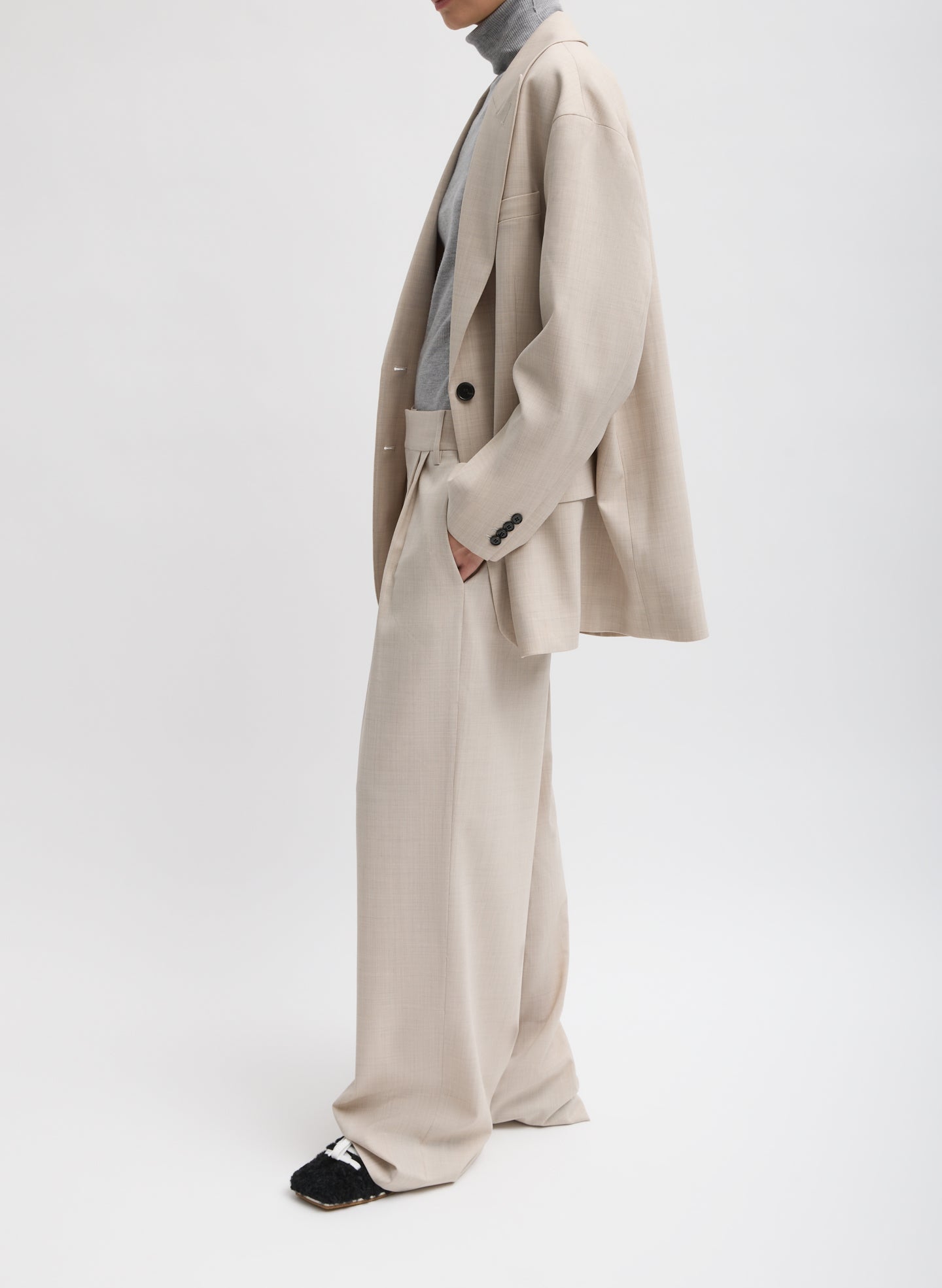 Oatmeal Melange Tropical Wool Stella Pant - full look, side view on model