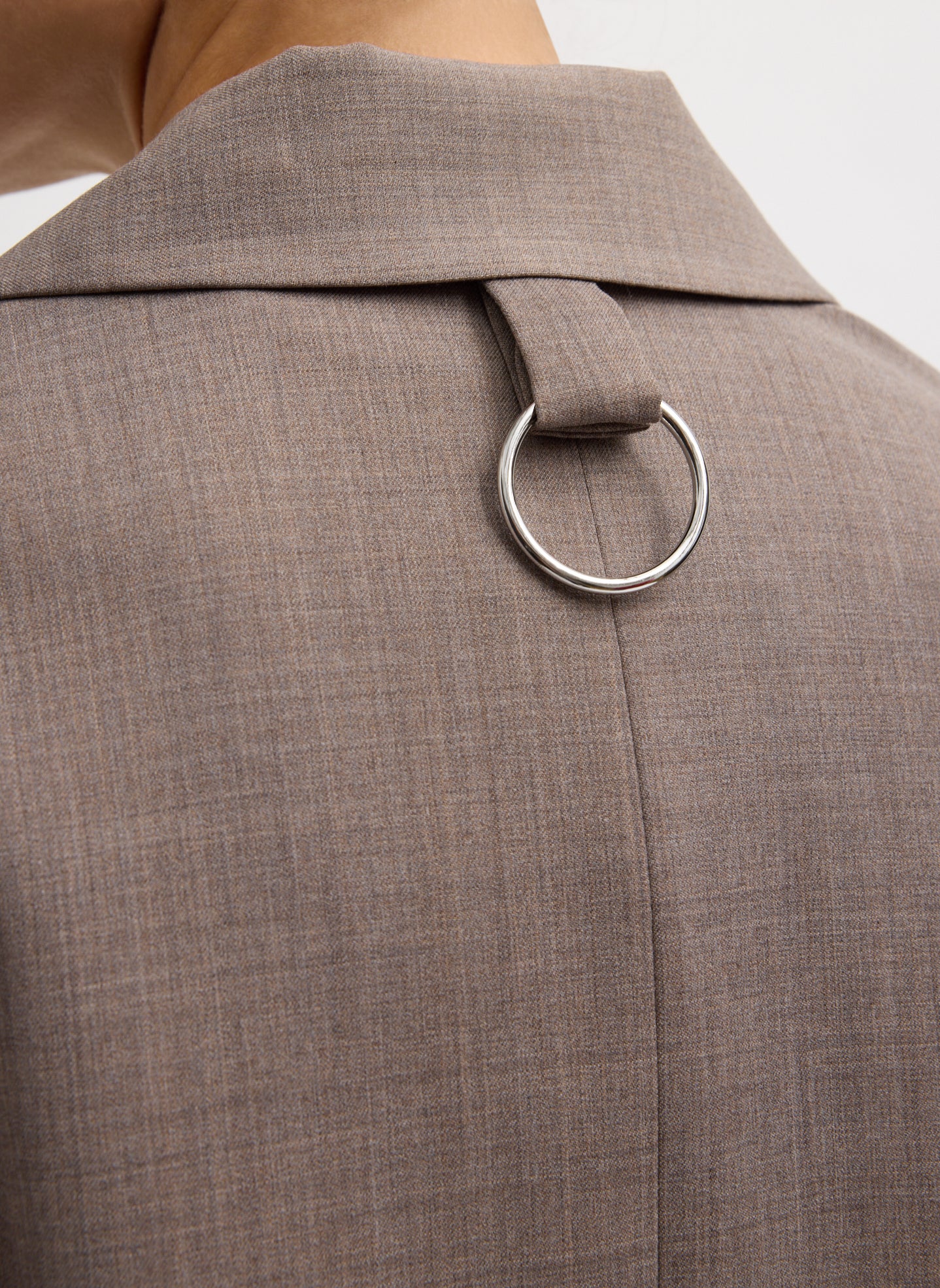 Cedar Melange Tropical Wool Liam Blazer - closeup of ring detail at back