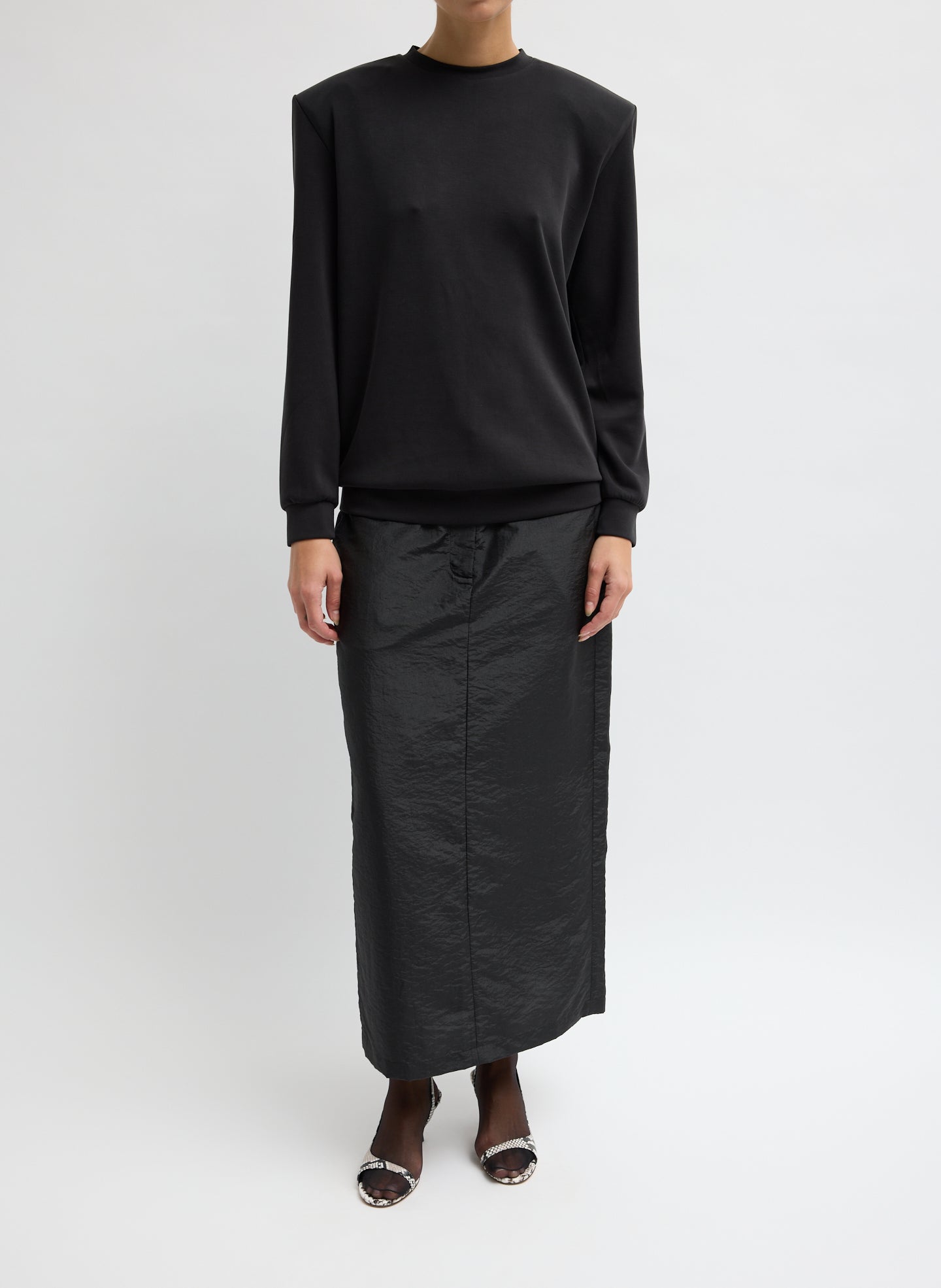 Black Feather Weight Viscose Removable Shoulder Pad Long Sleeve T-Shirt - full look, front view on model