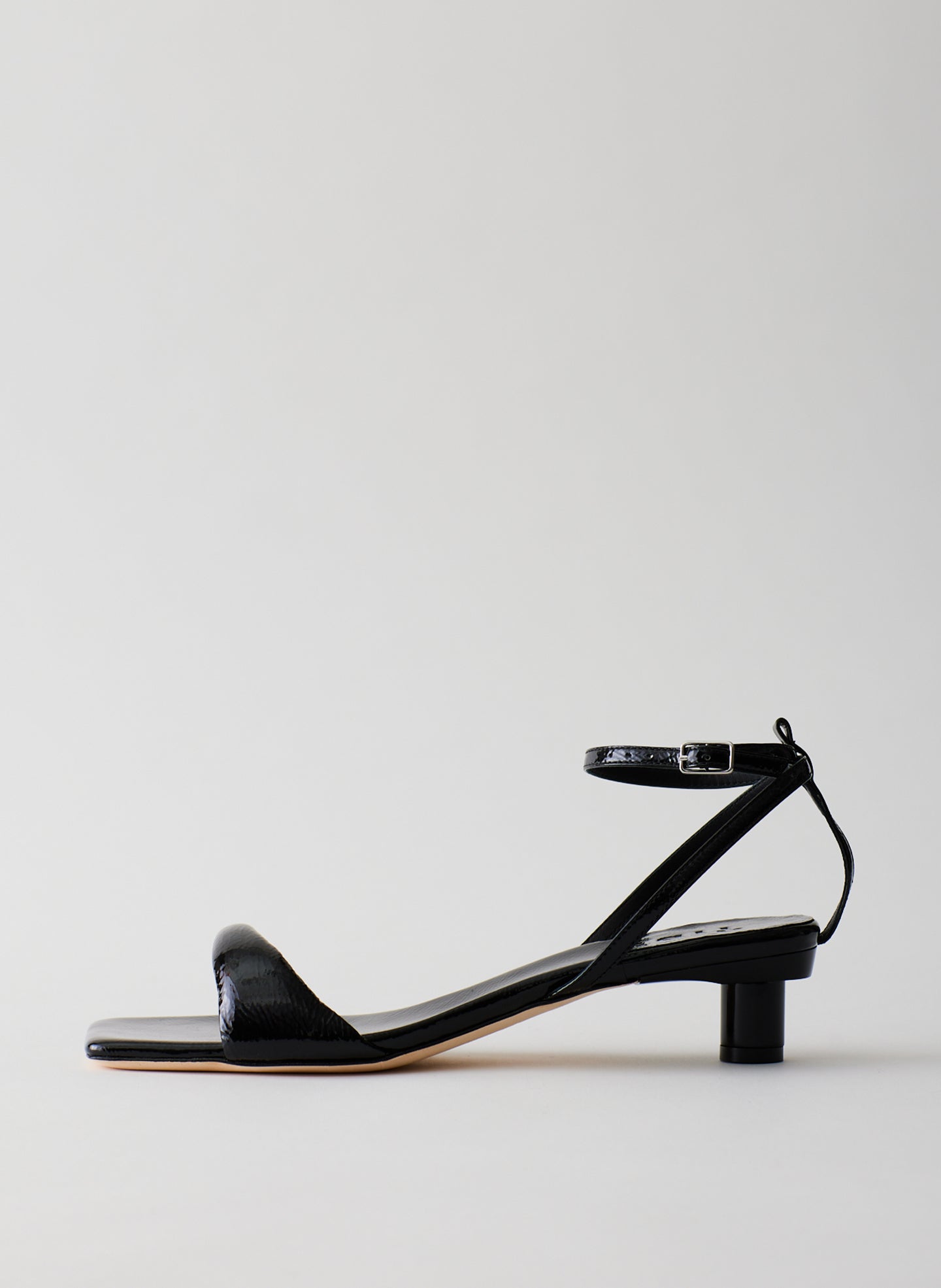 Black-01