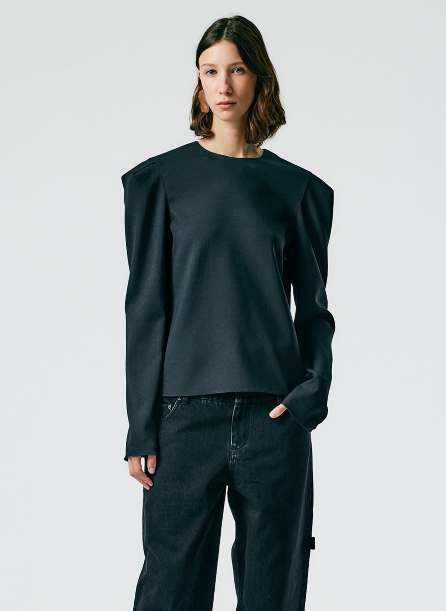 Black-04