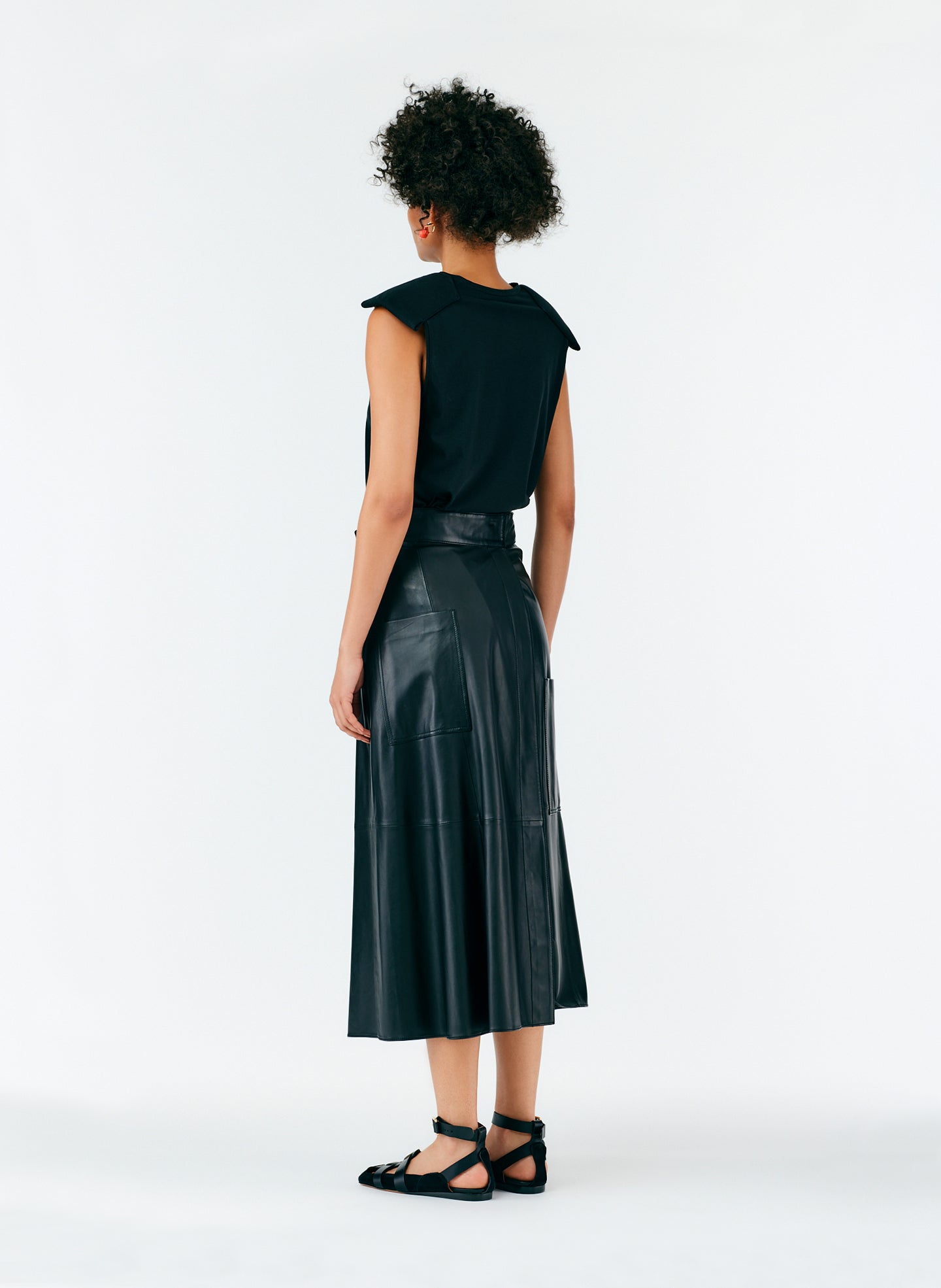 Black-04
