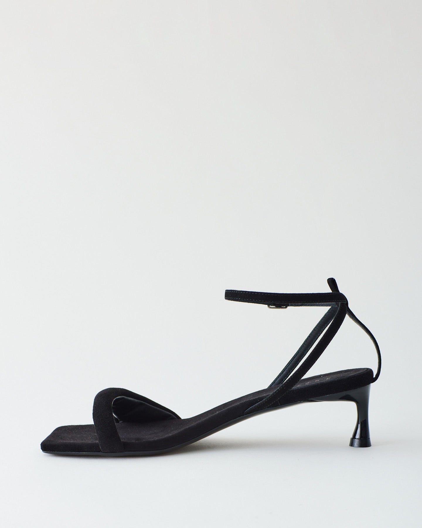 Black-02