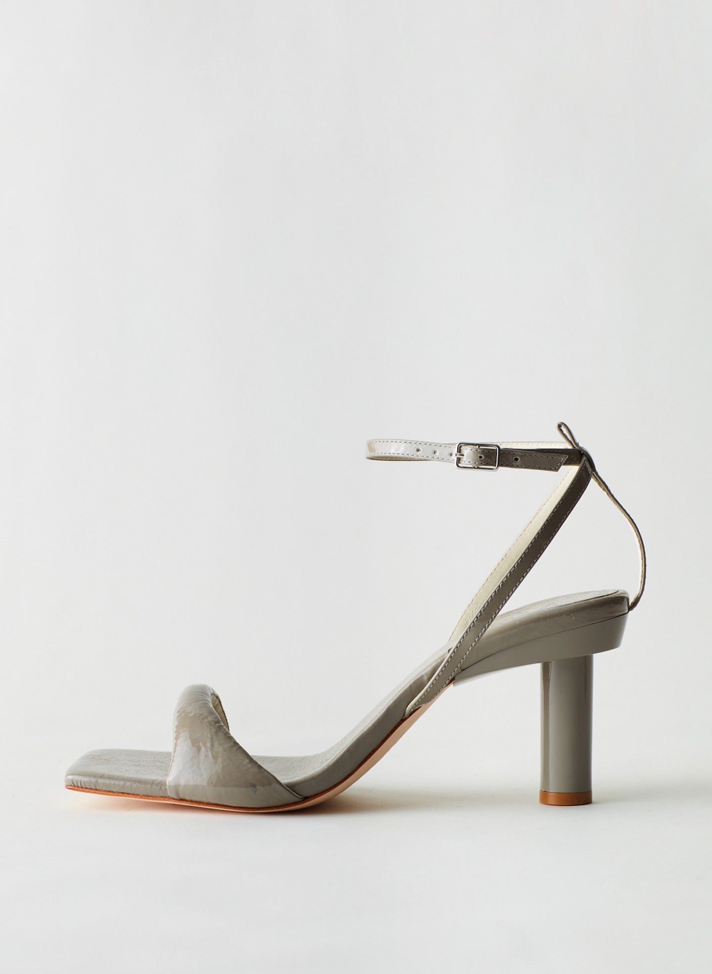 Smoke Grey-01