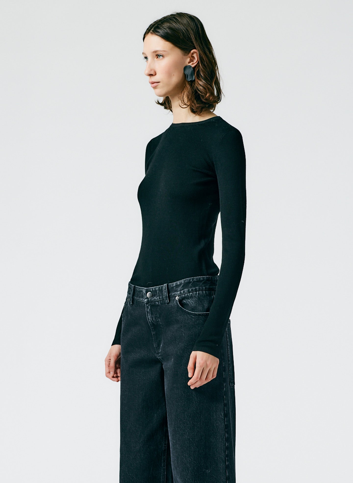 Black-02