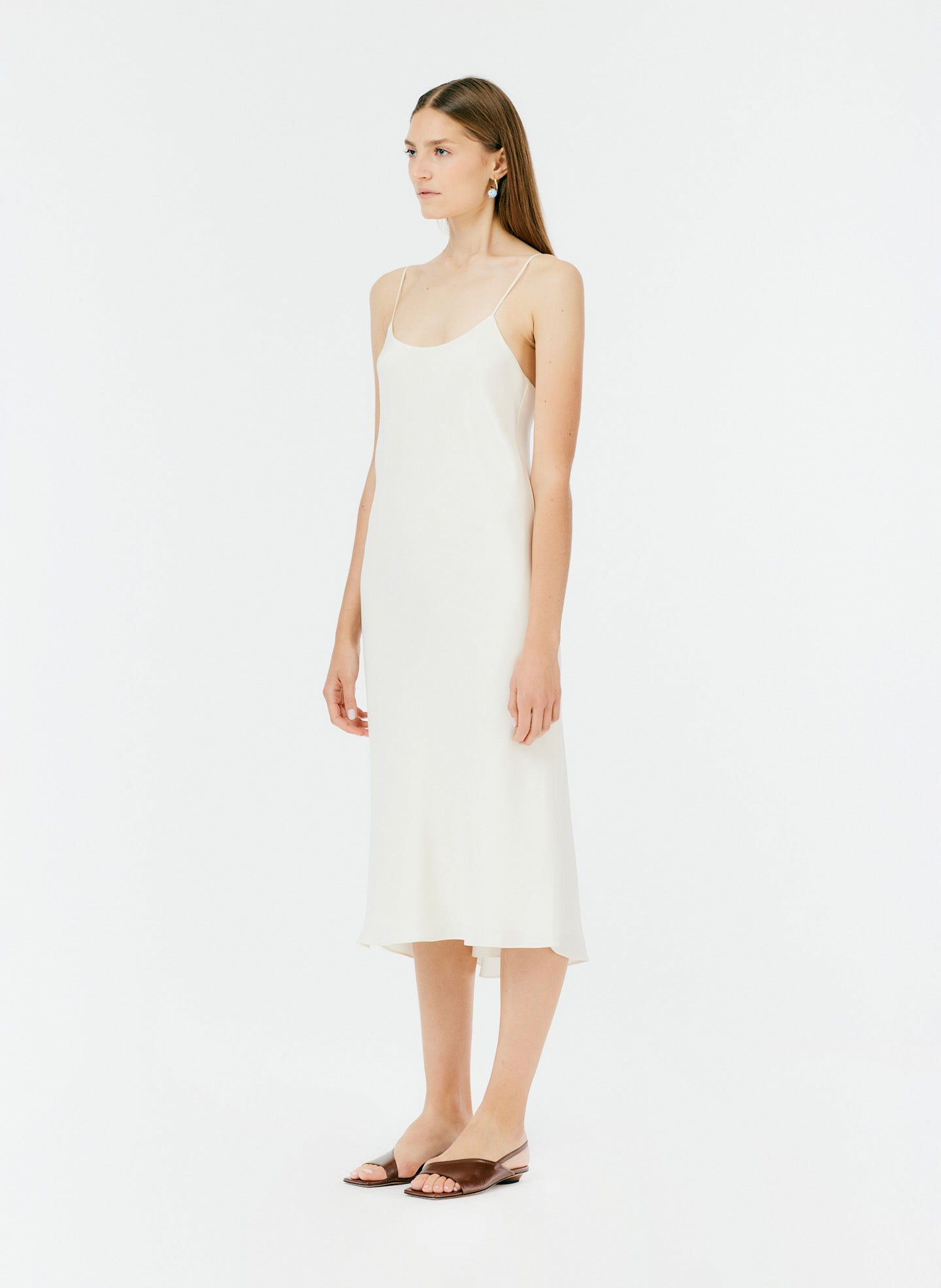 Ivory-02