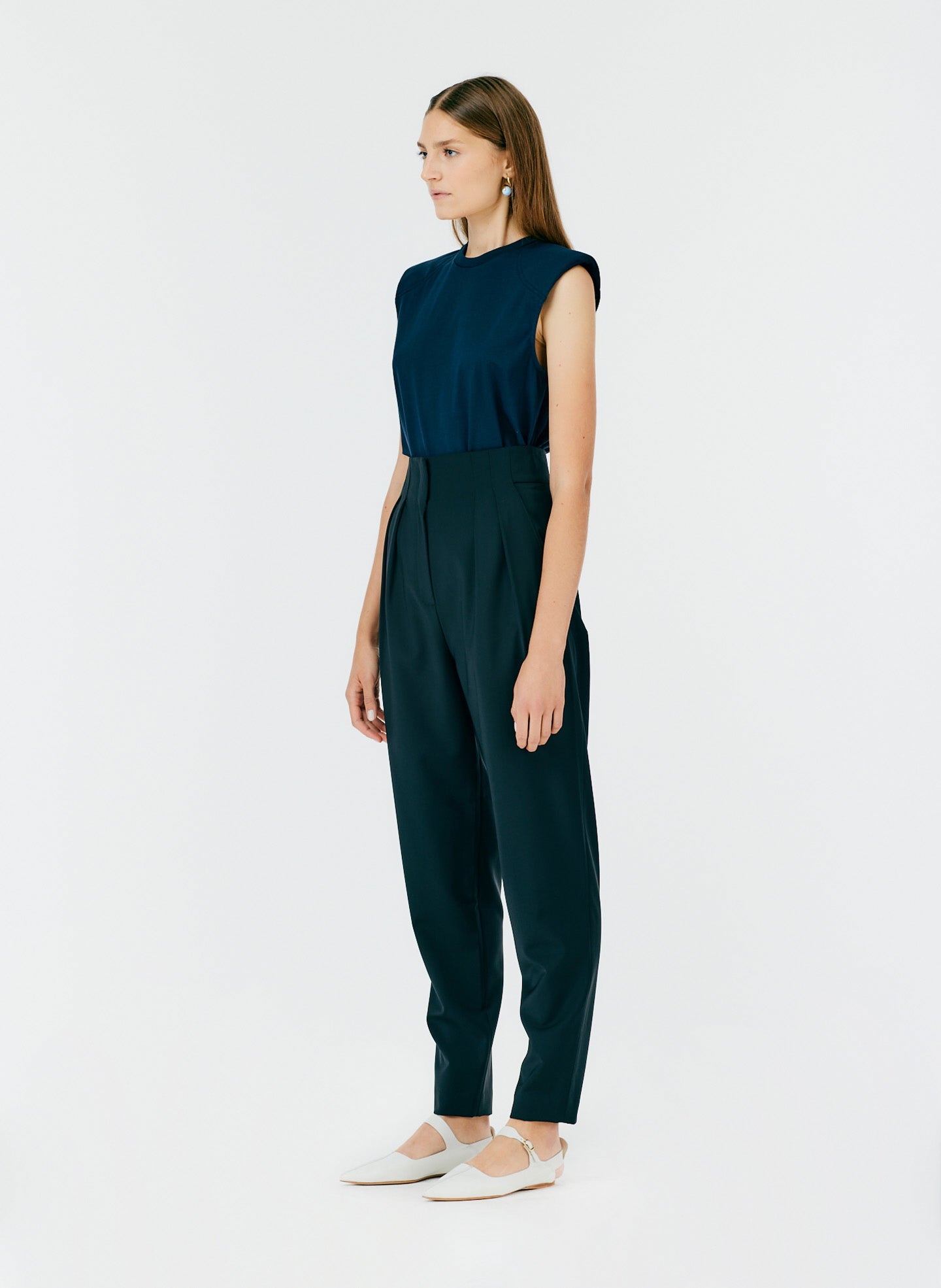Black-02