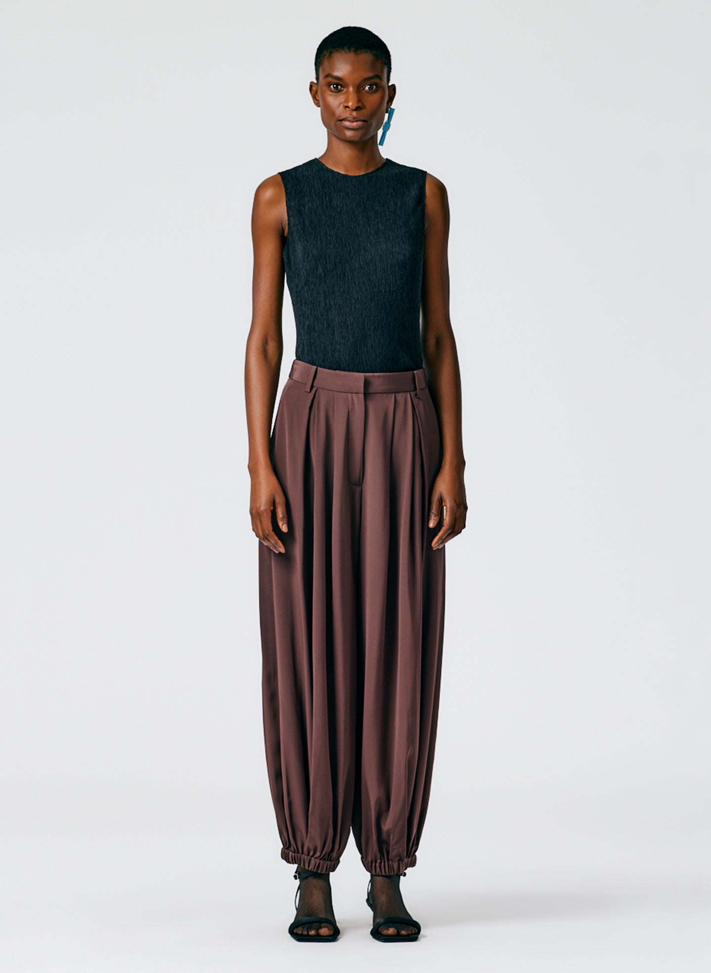 Brown-02