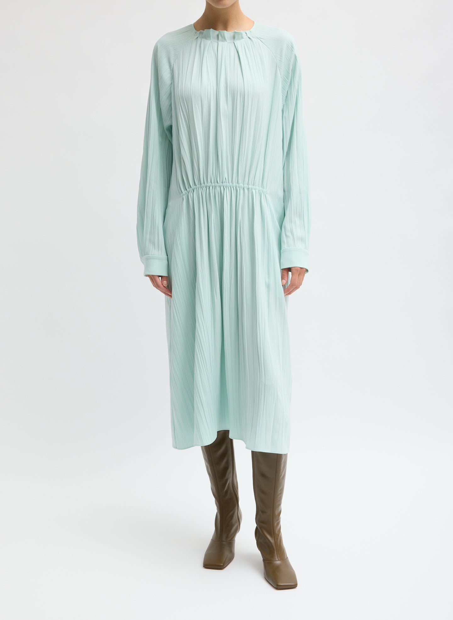 long sleeve mint green dress Creased Acetate Drape Merryl / M / F126CA1678 Color:04 Gray ebf_50_large 𝔸𝕣𝕚𝕒𝕟𝕒 𝔾𝕣𝕒𝕟𝕕𝕖 on Instagram: please refer to our
