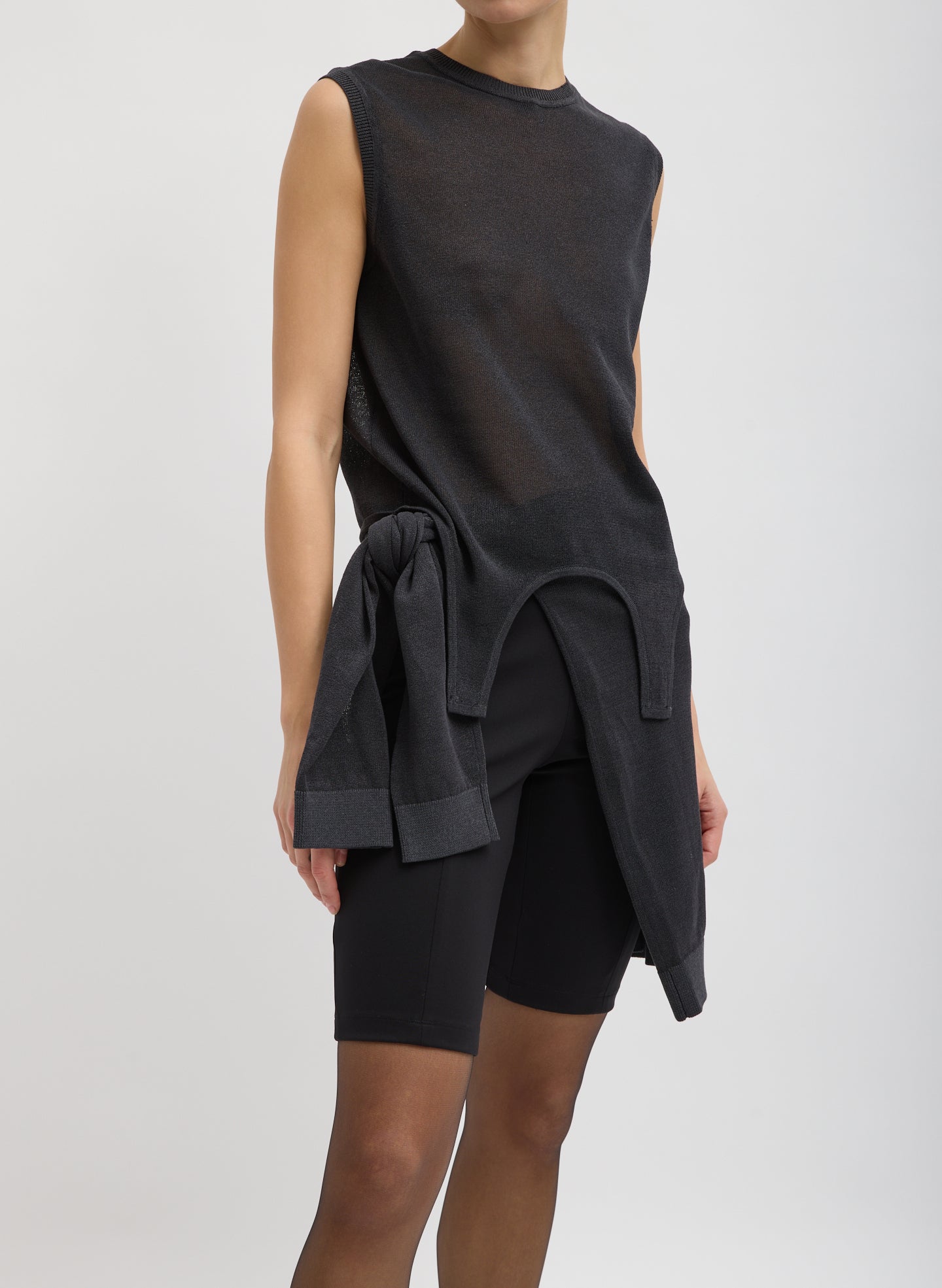 Crispy Sleeveless Sweater - Black-1