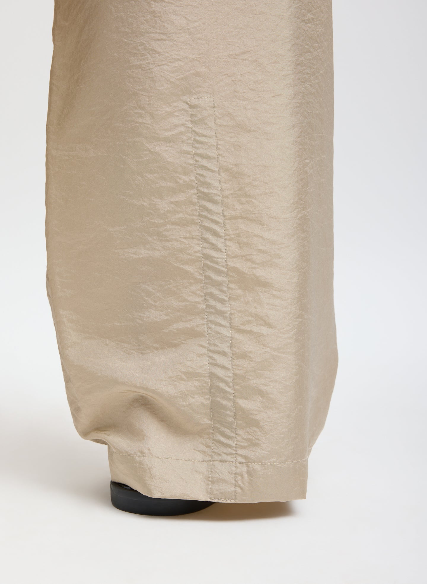 Desert Sand Crispy Nylon Winslow Pant - closeup of snap details at hem