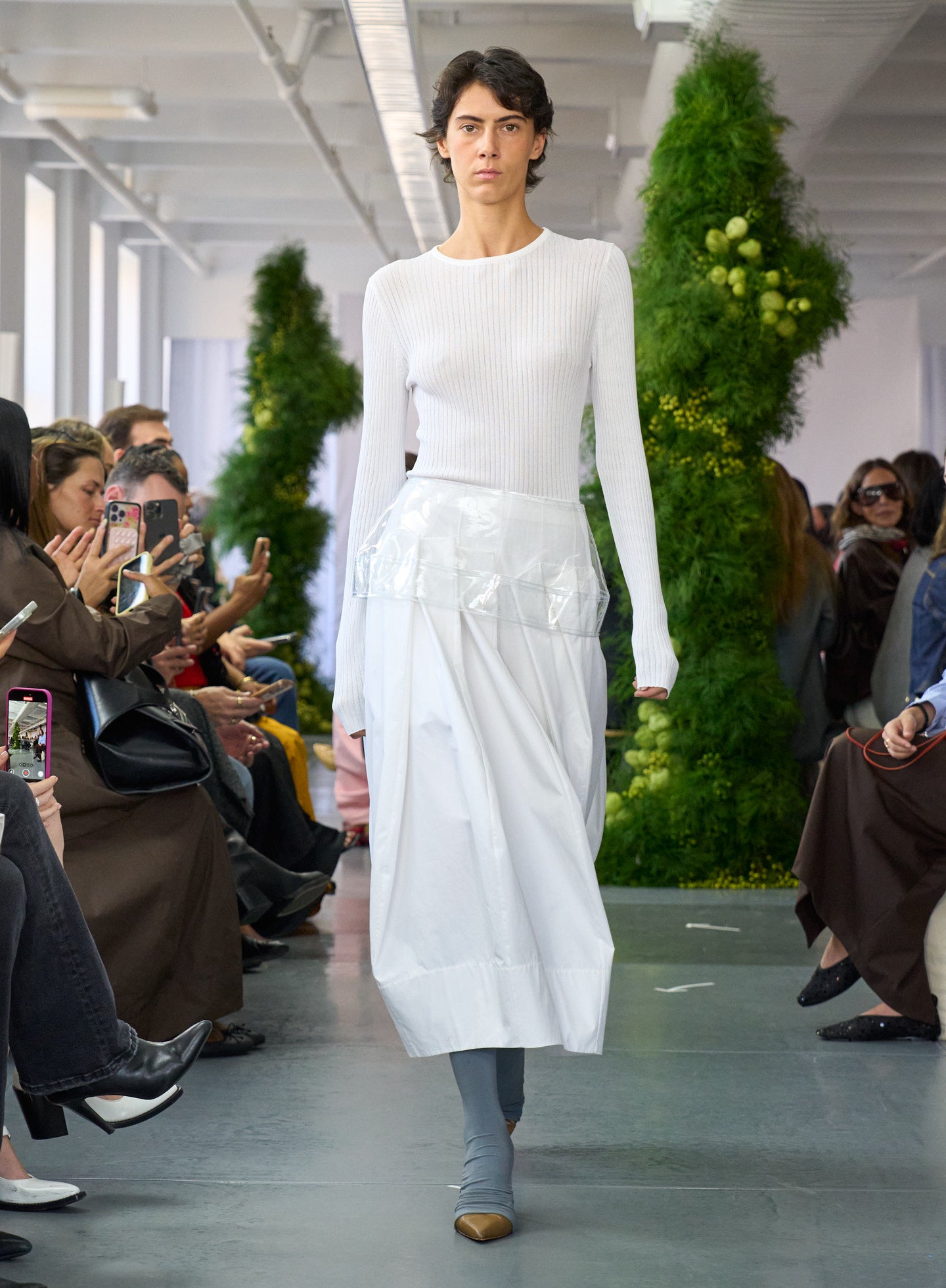 White Compact Eco Poplin Pinched Pleat Full Skirt and Ribbed Pullover - on runway