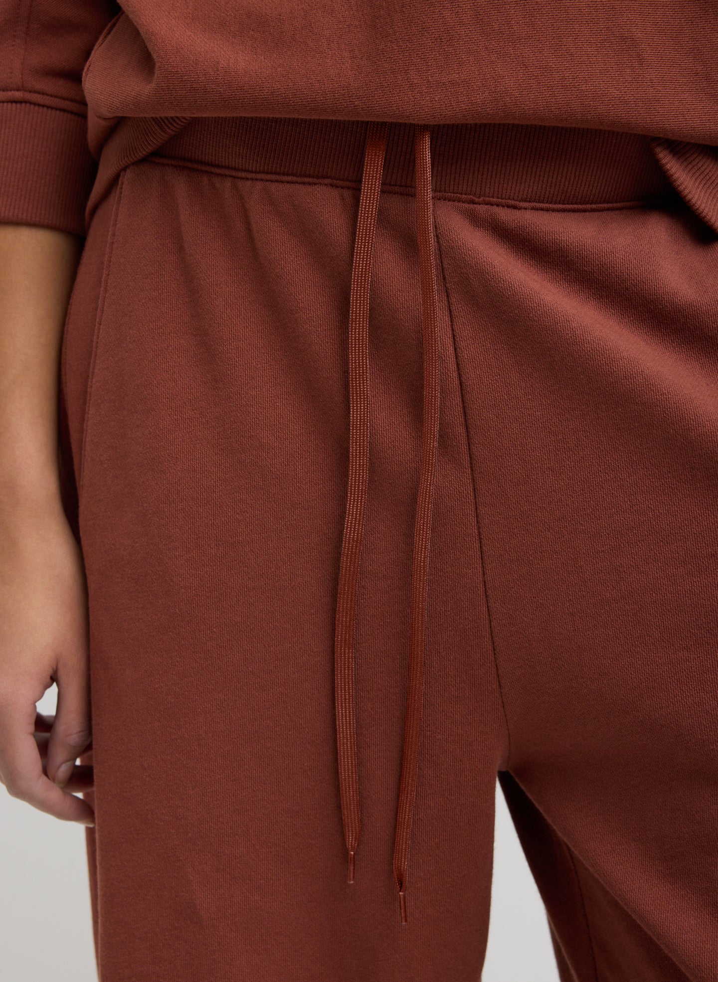 Red Clay Light Weight Sweatshirting Winslow Pant - closeup of drawstring detail
