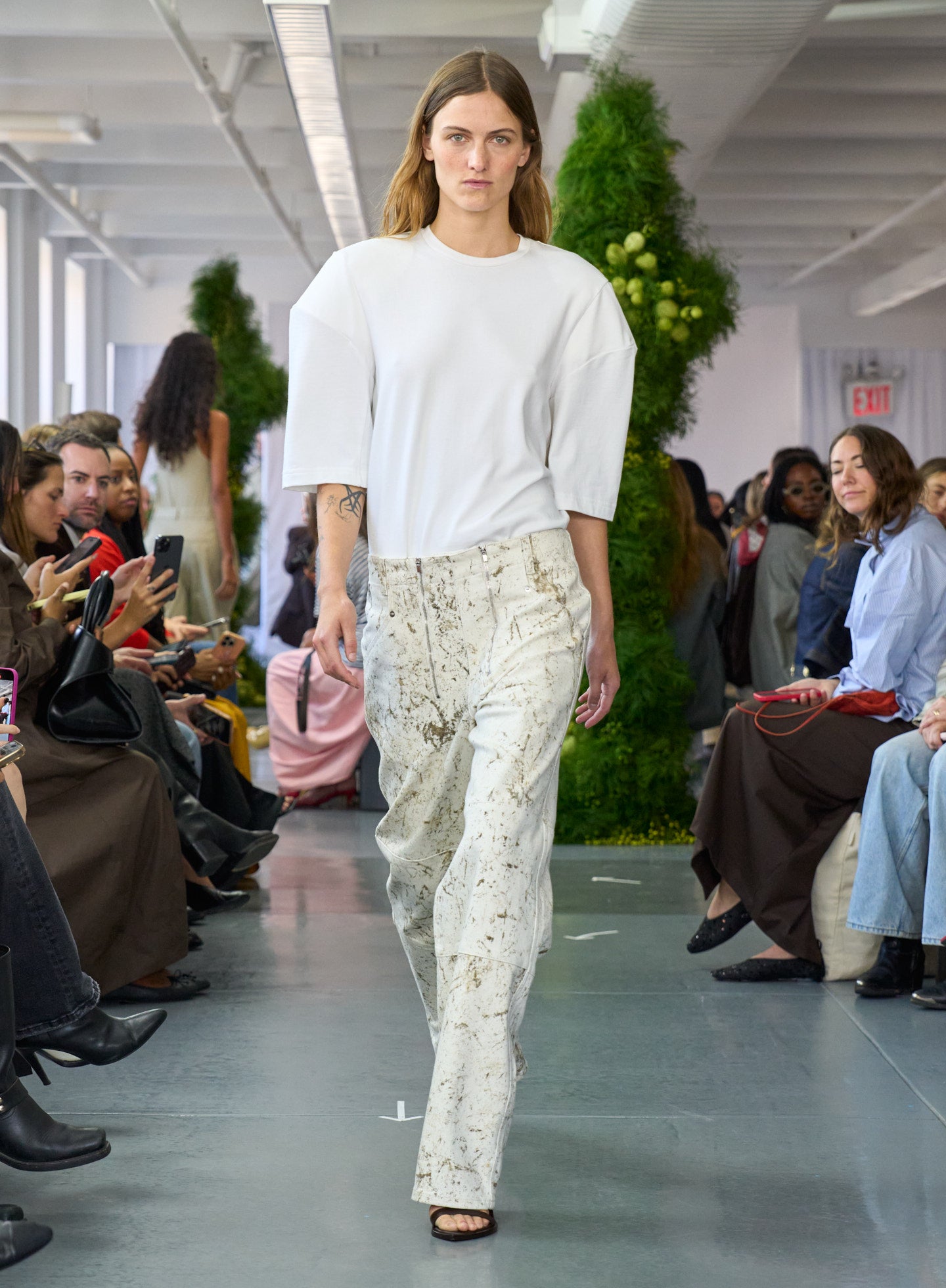 White Perfect Hinged Sleeve T-Shirt - runway shot on model