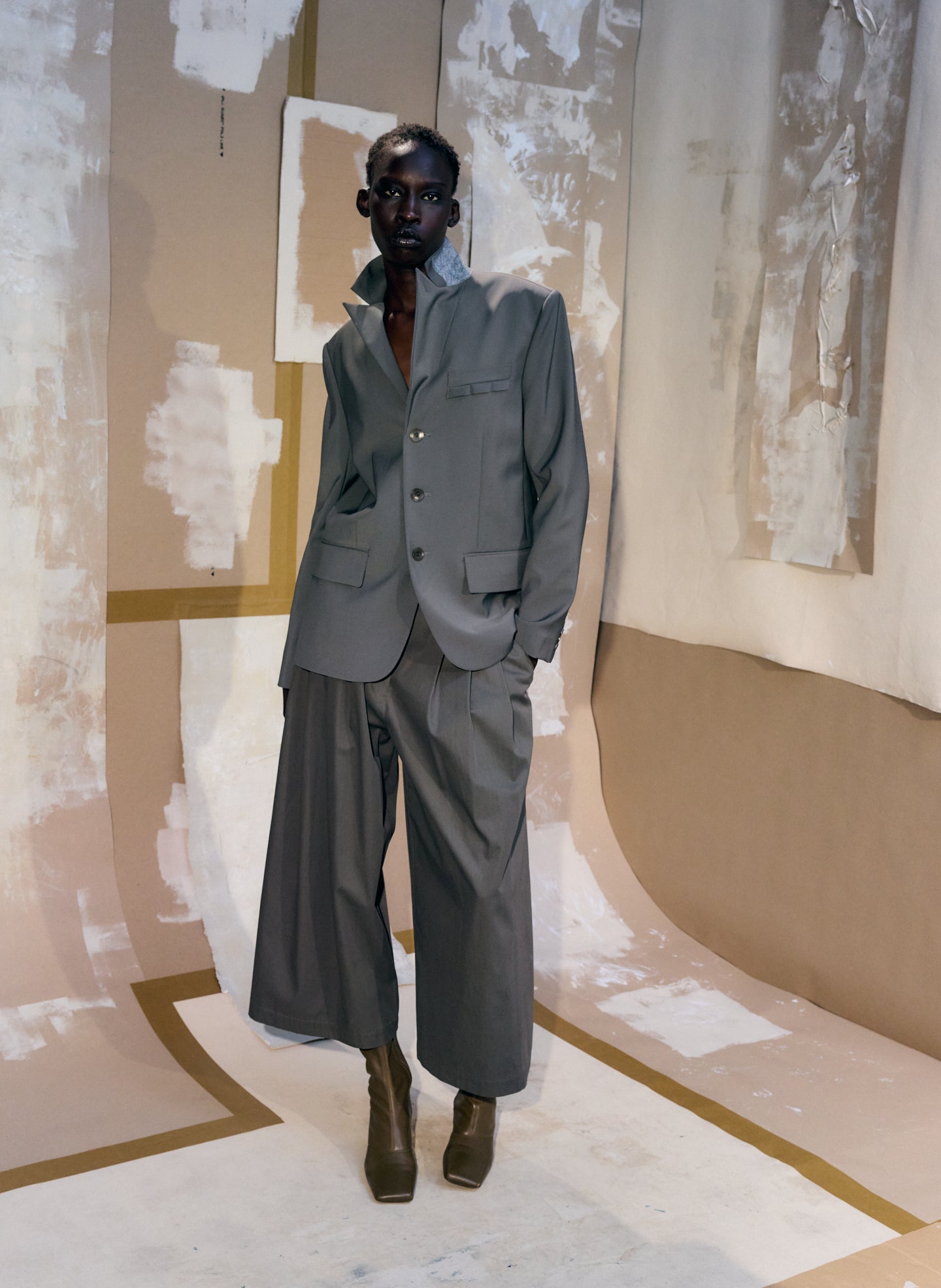 Dark Stone Grey Bio Twill Triple Pleat Cropped Pant - editorial image on model