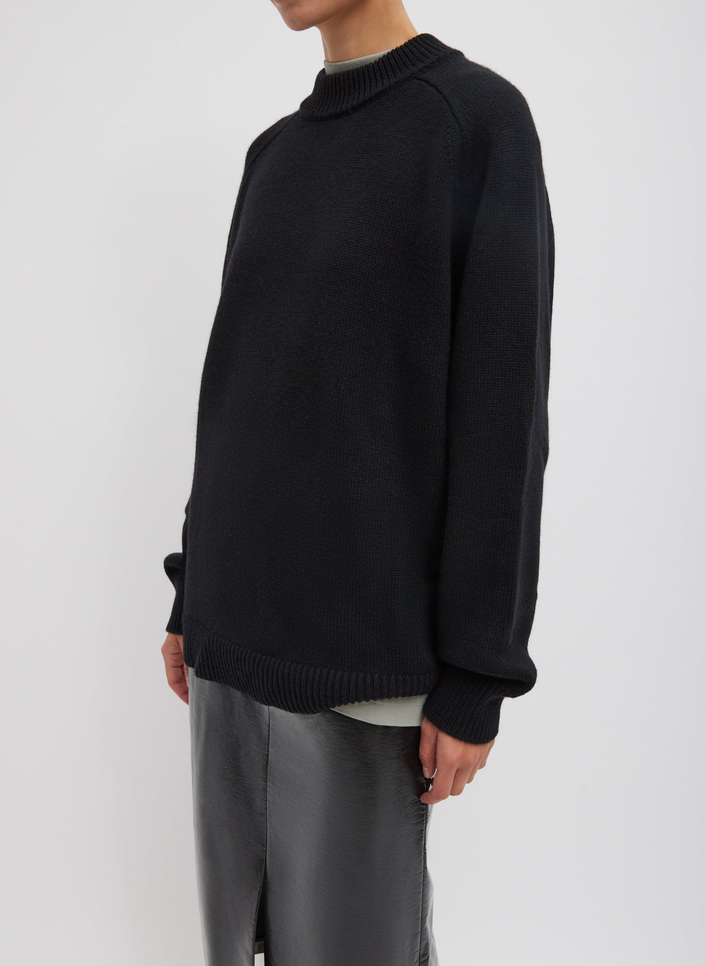 Cashmere Sweater Crewneck Oversized Sculpted Pullover - Black-1