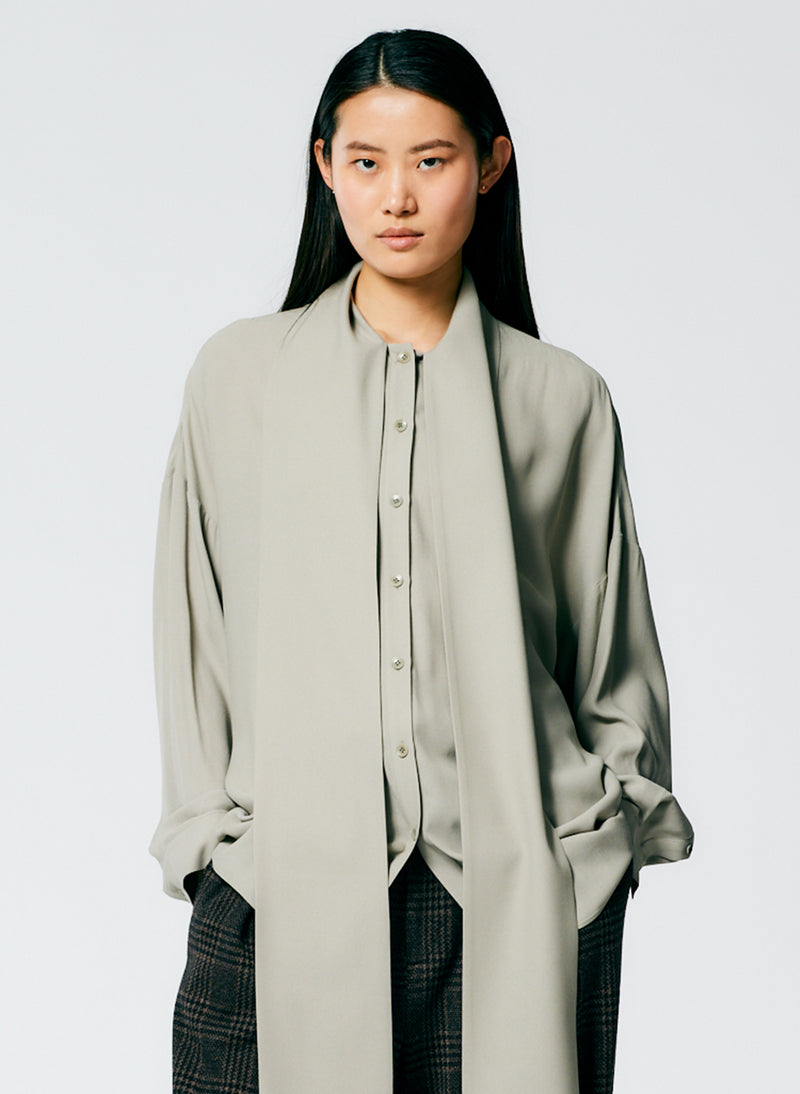 Feather Weight Eco Crepe Davenport Sculpted Shirt Grey-2