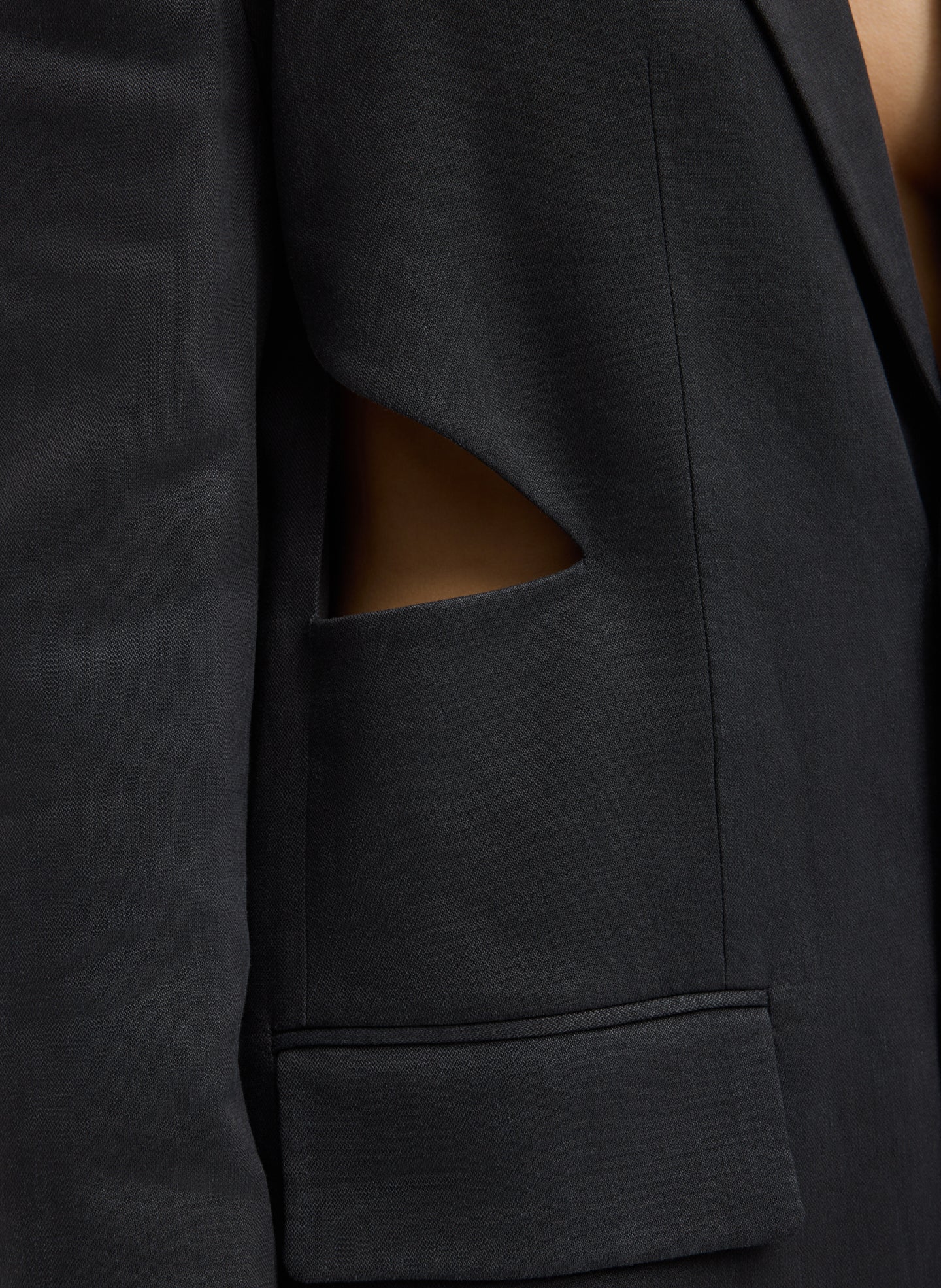 Black Stretch Linen Viscose Side Cut Blazer - closeup of cutout detail at side